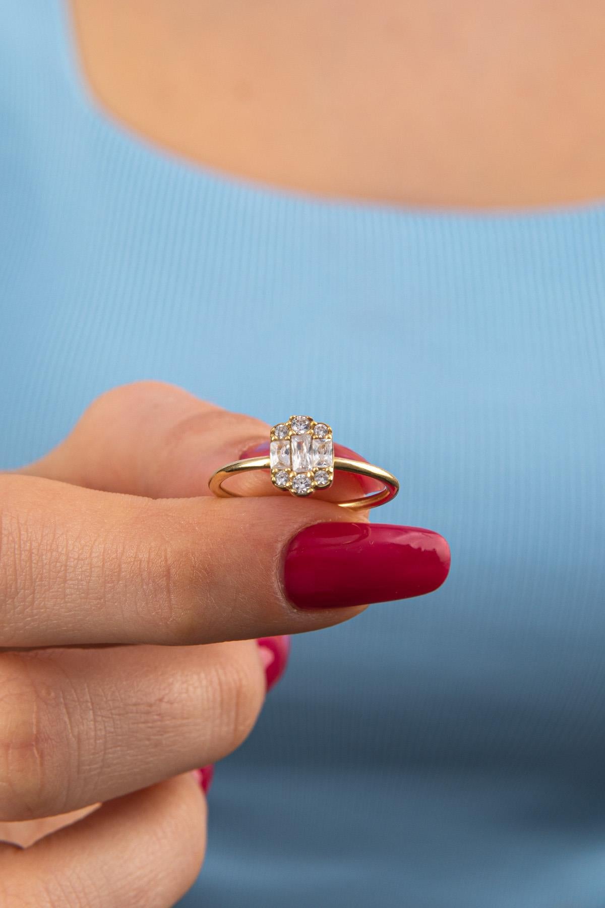 14K Gold 3 Stone Baguette Stone Ring