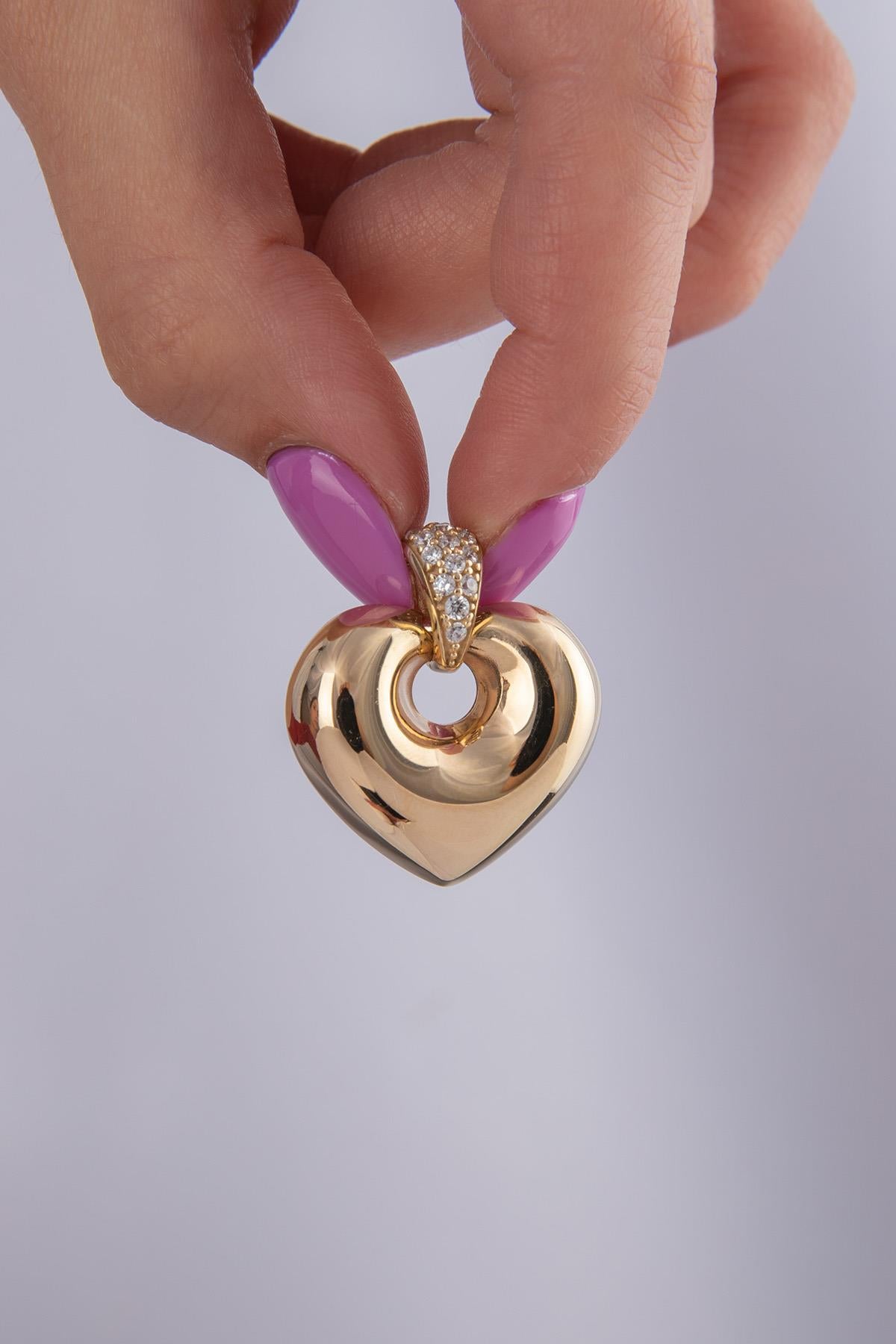 14K Gold Alluring Heart Pendant
