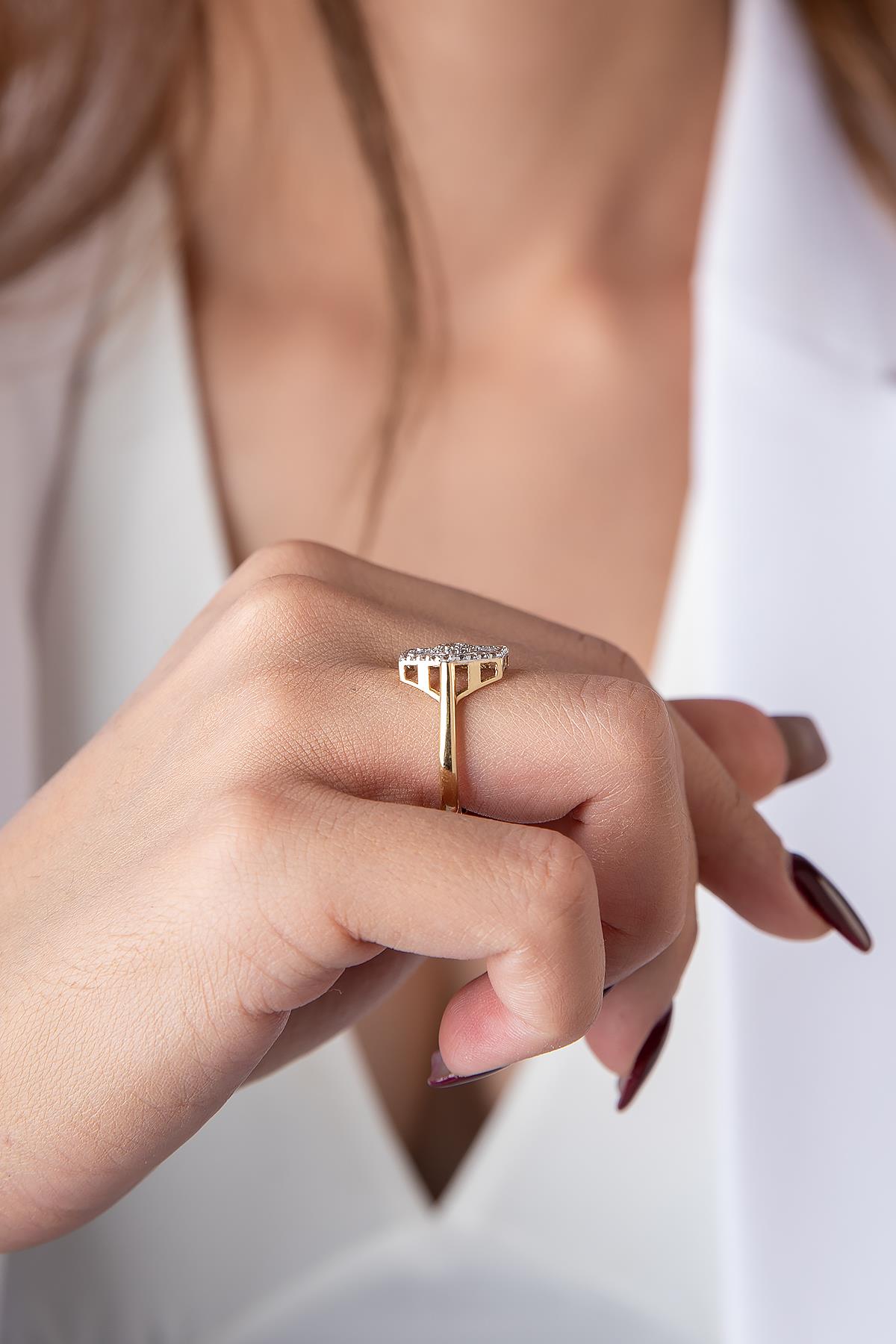 14K Gold Angular Trapeze Ring