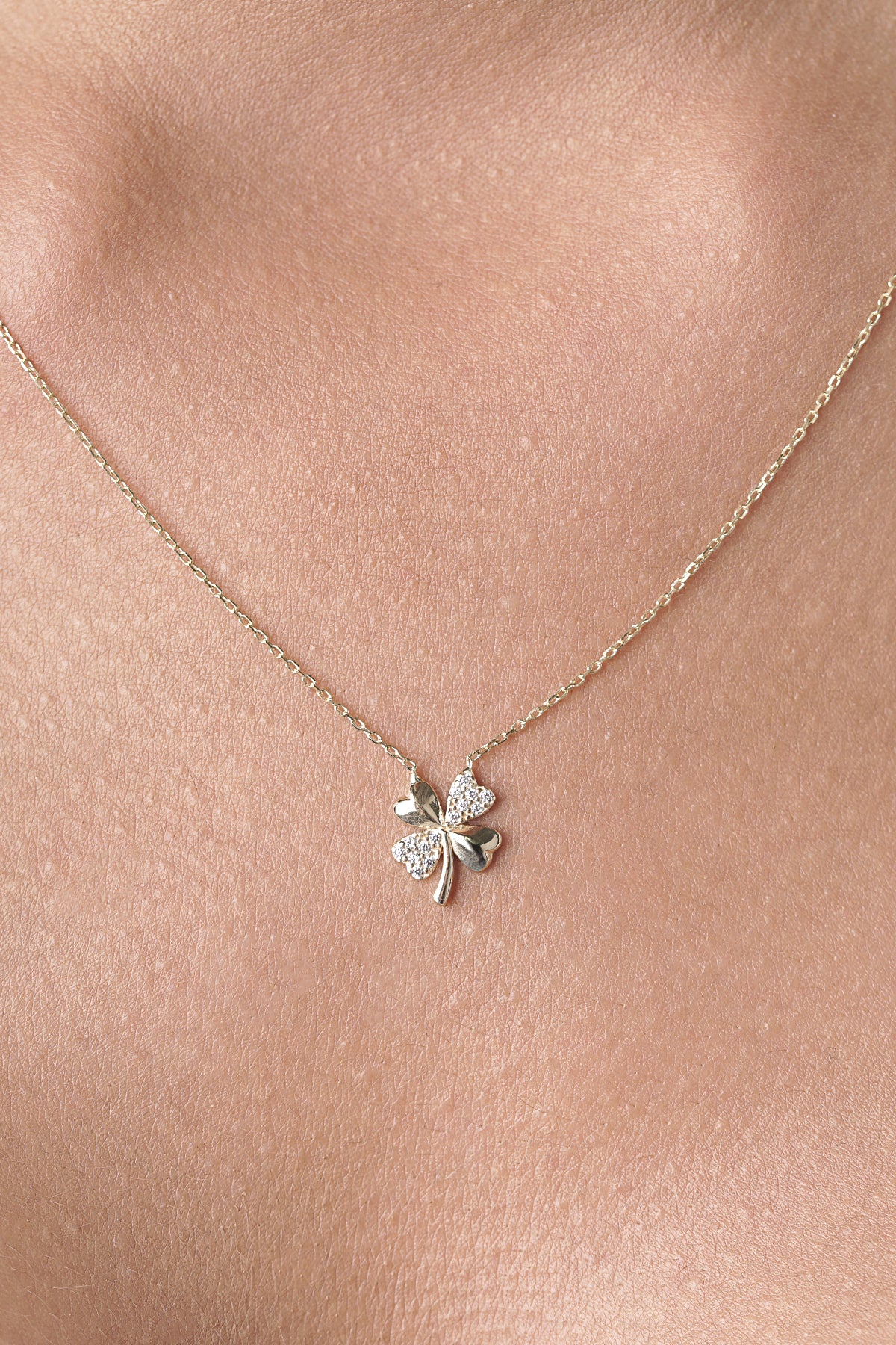 14K Gold Clover Necklace