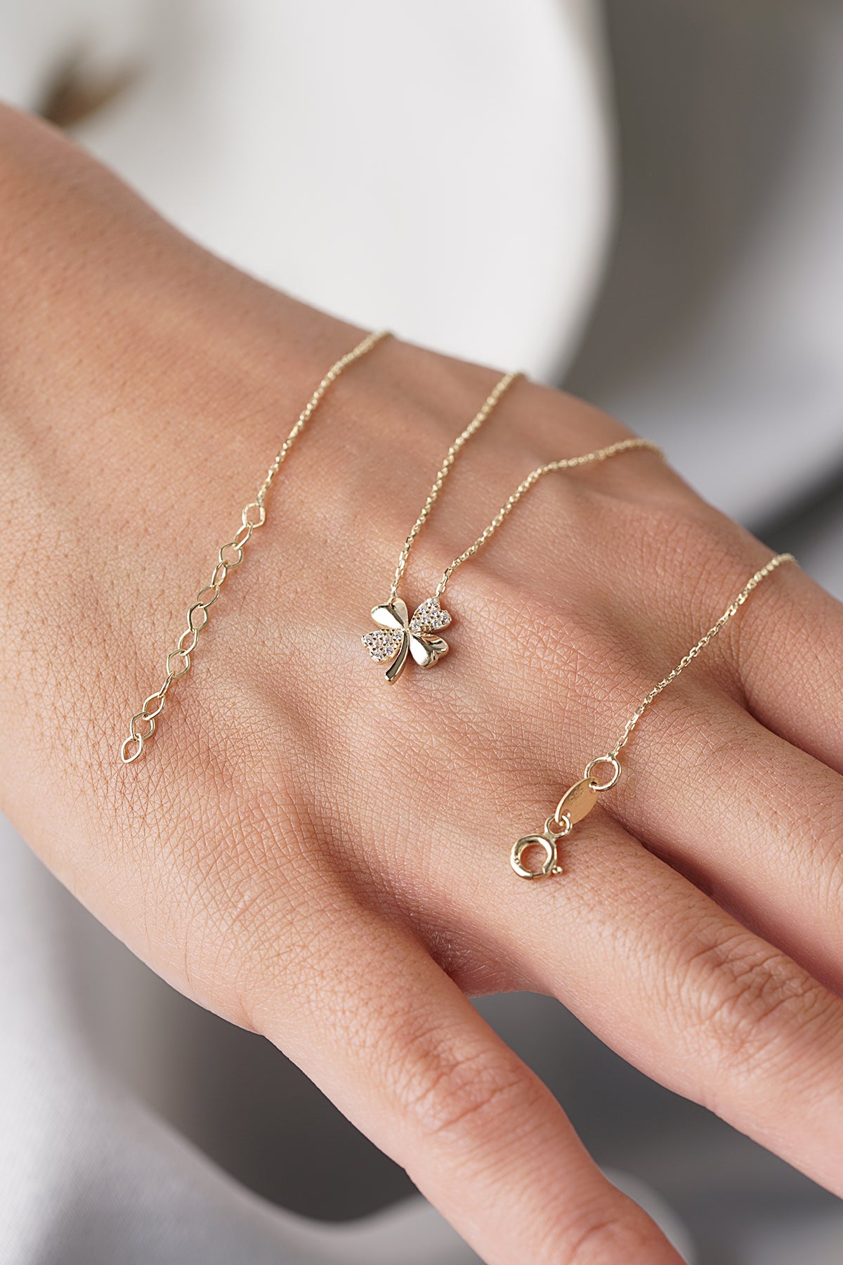 14K Gold Clover Necklace