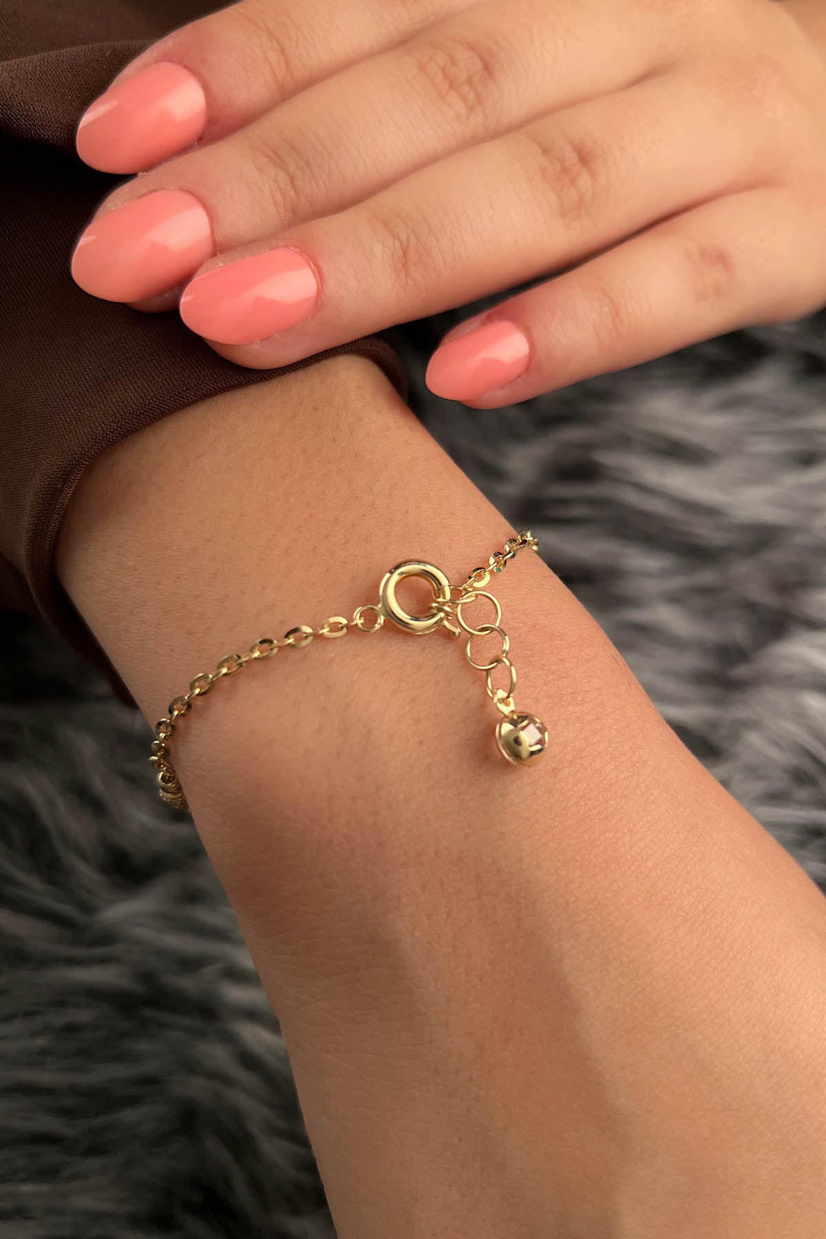 14K Gold Double Rolo Bracelet With Pink Object