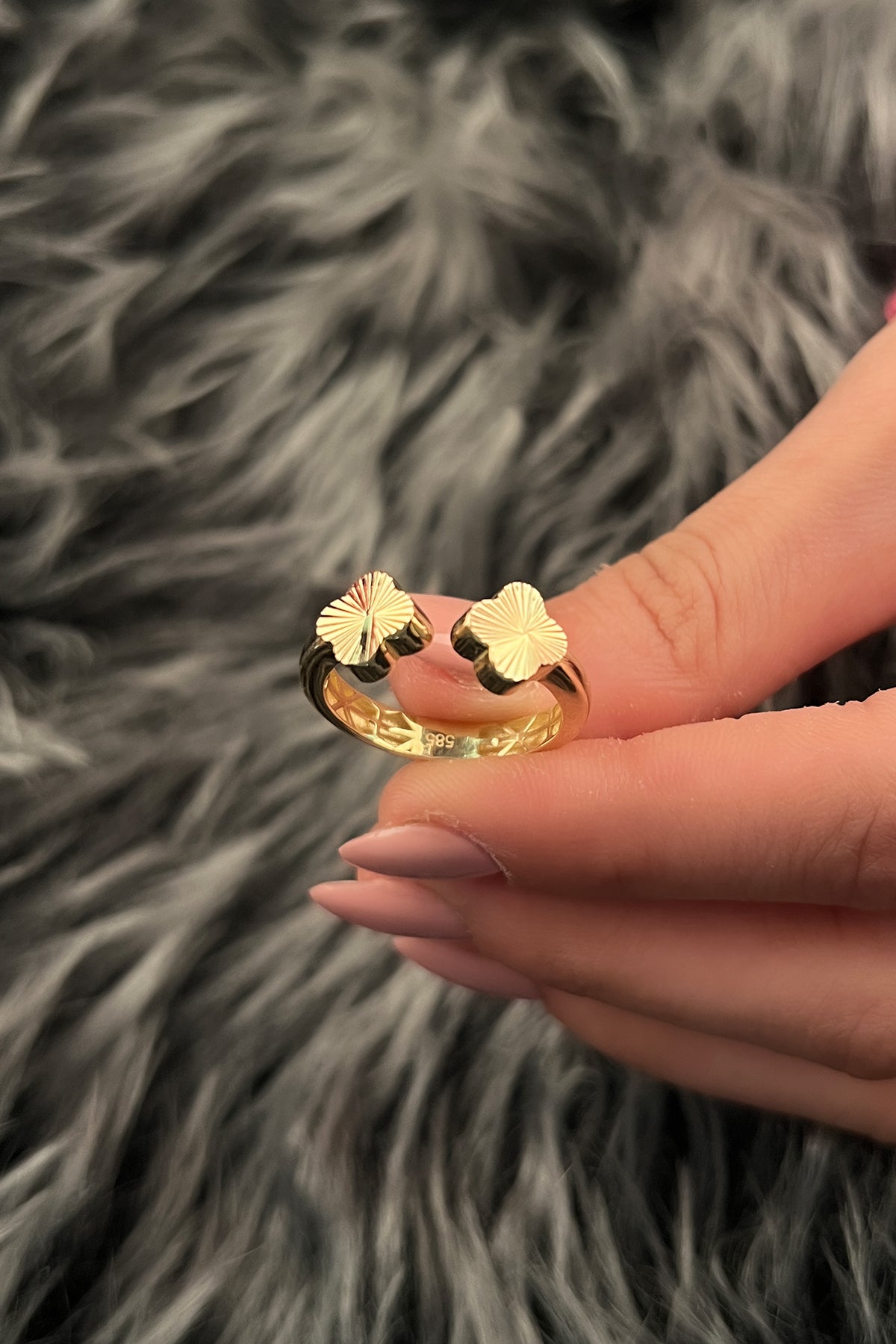 14K Gold Double Shine Clover Ring