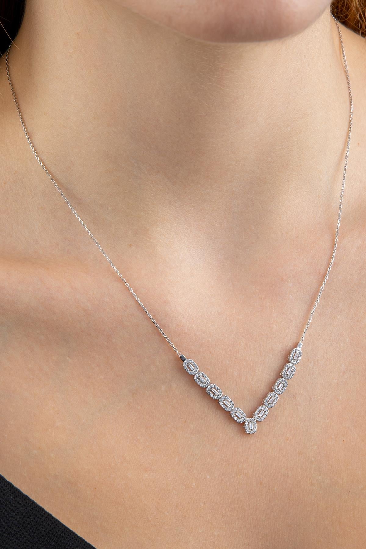 14K Gold Elegant Baguette Stone Necklace