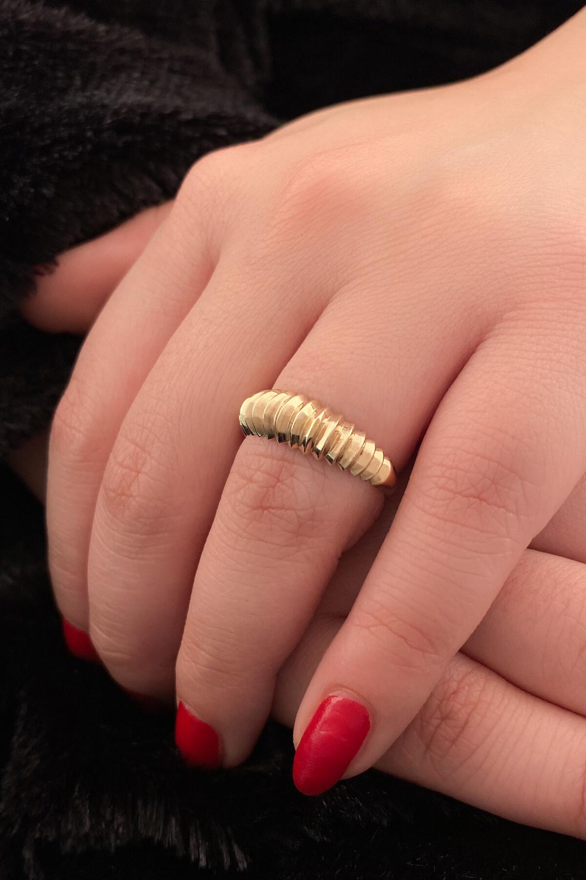 14K Gold Engraved Spiral Ring
