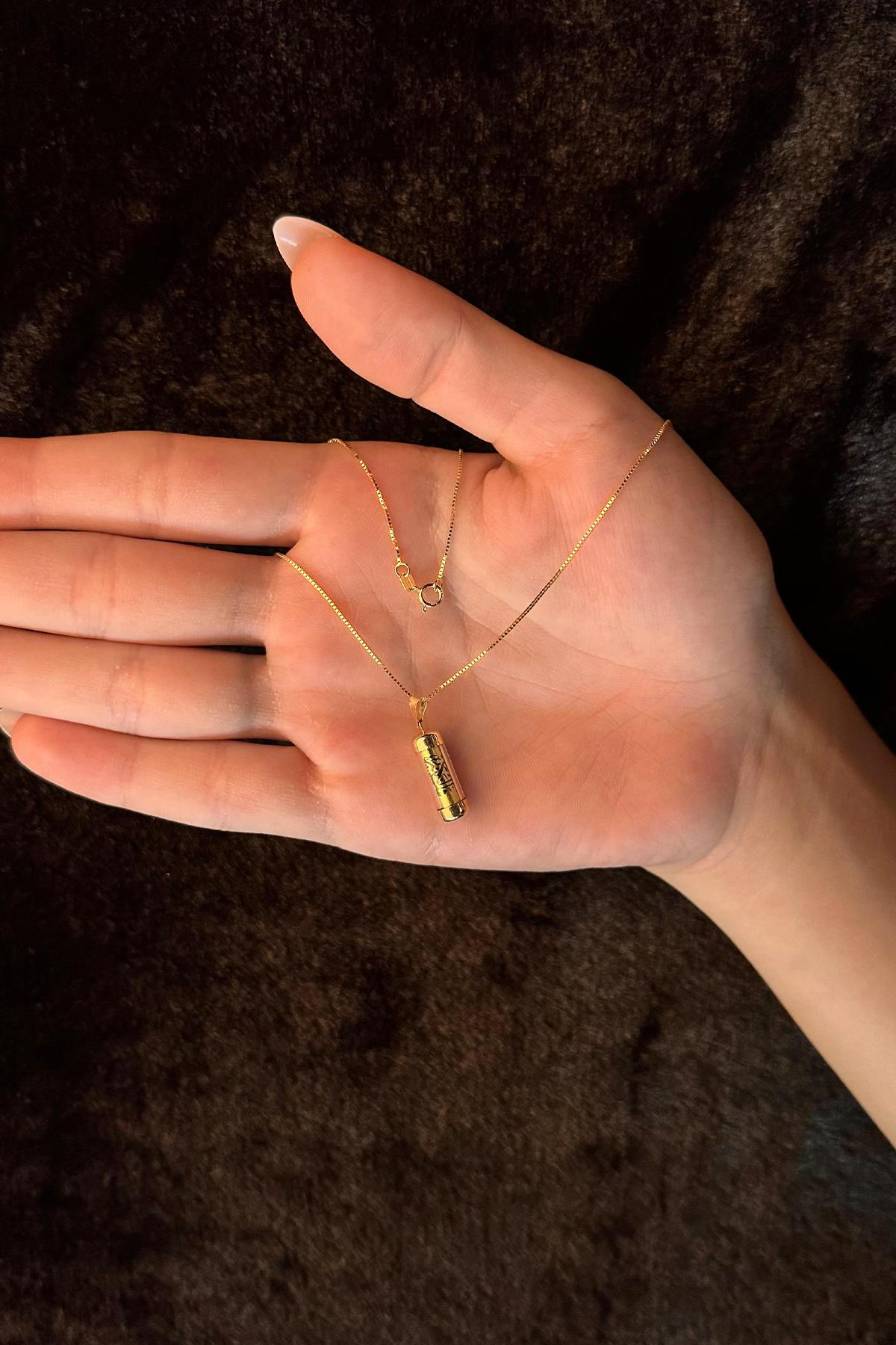 14K Gold Fine Box Chain Cevsen Necklace
