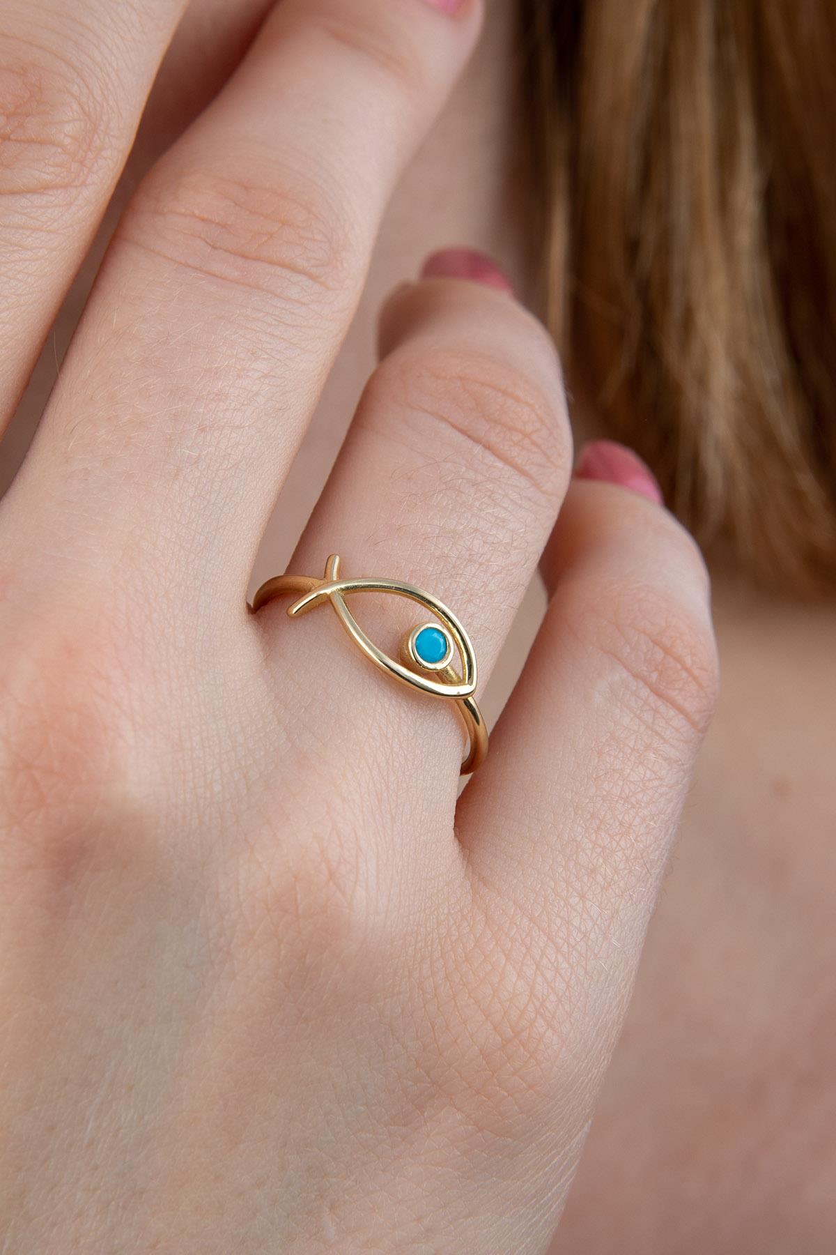 14K Gold Fish Shaped Ring With Big Turquoise Stone