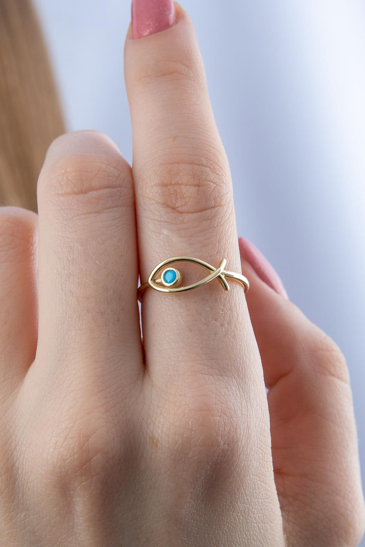 14K Gold Fish Shaped Ring With Big Turquoise Stone