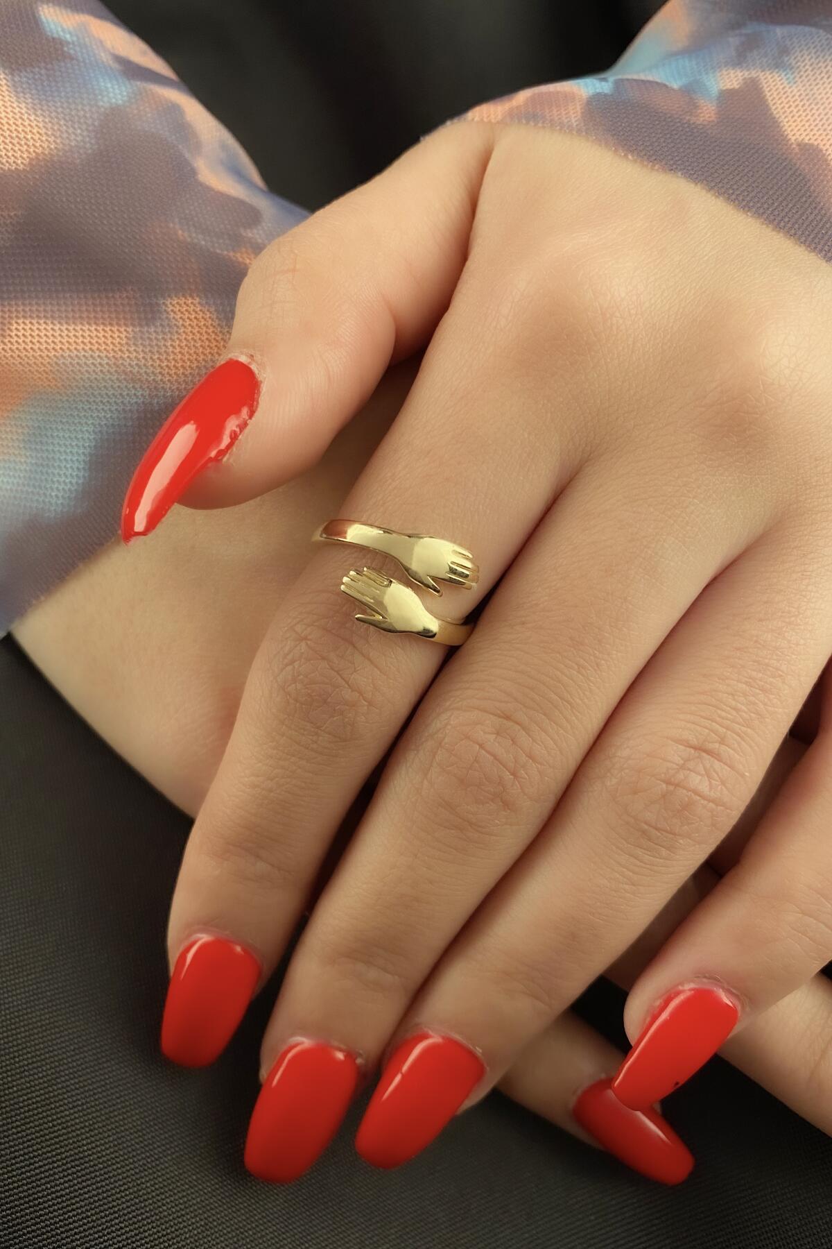 14K Gold Hug Ring