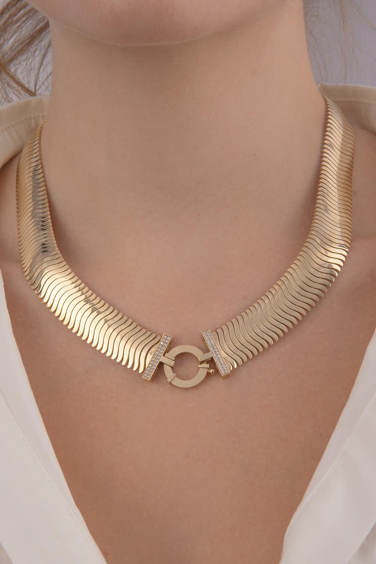 14K Gold İtalian Snake Back Necklace 0.649 inch