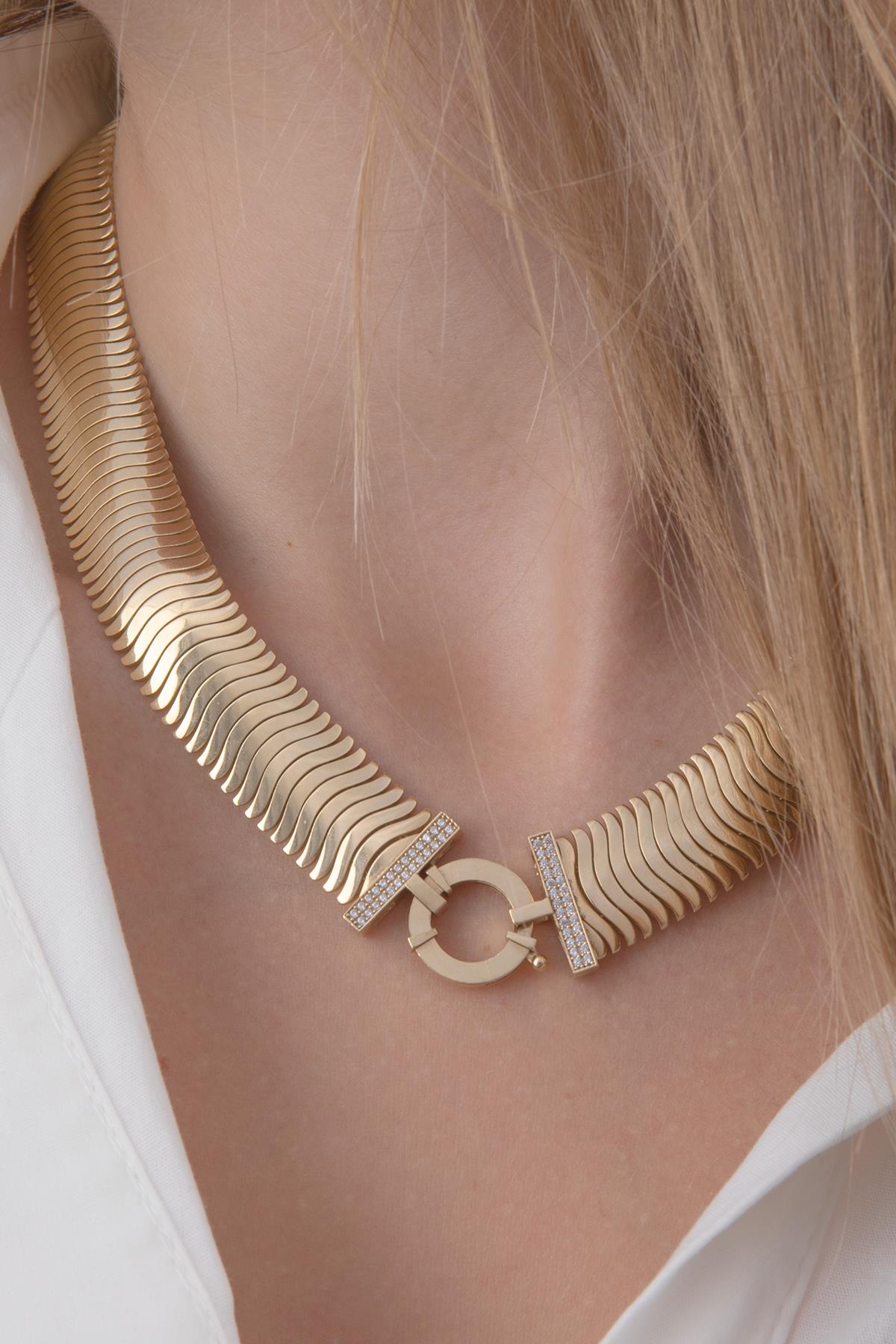 14K Gold İtalian Snake Back Necklace 0.649 inch