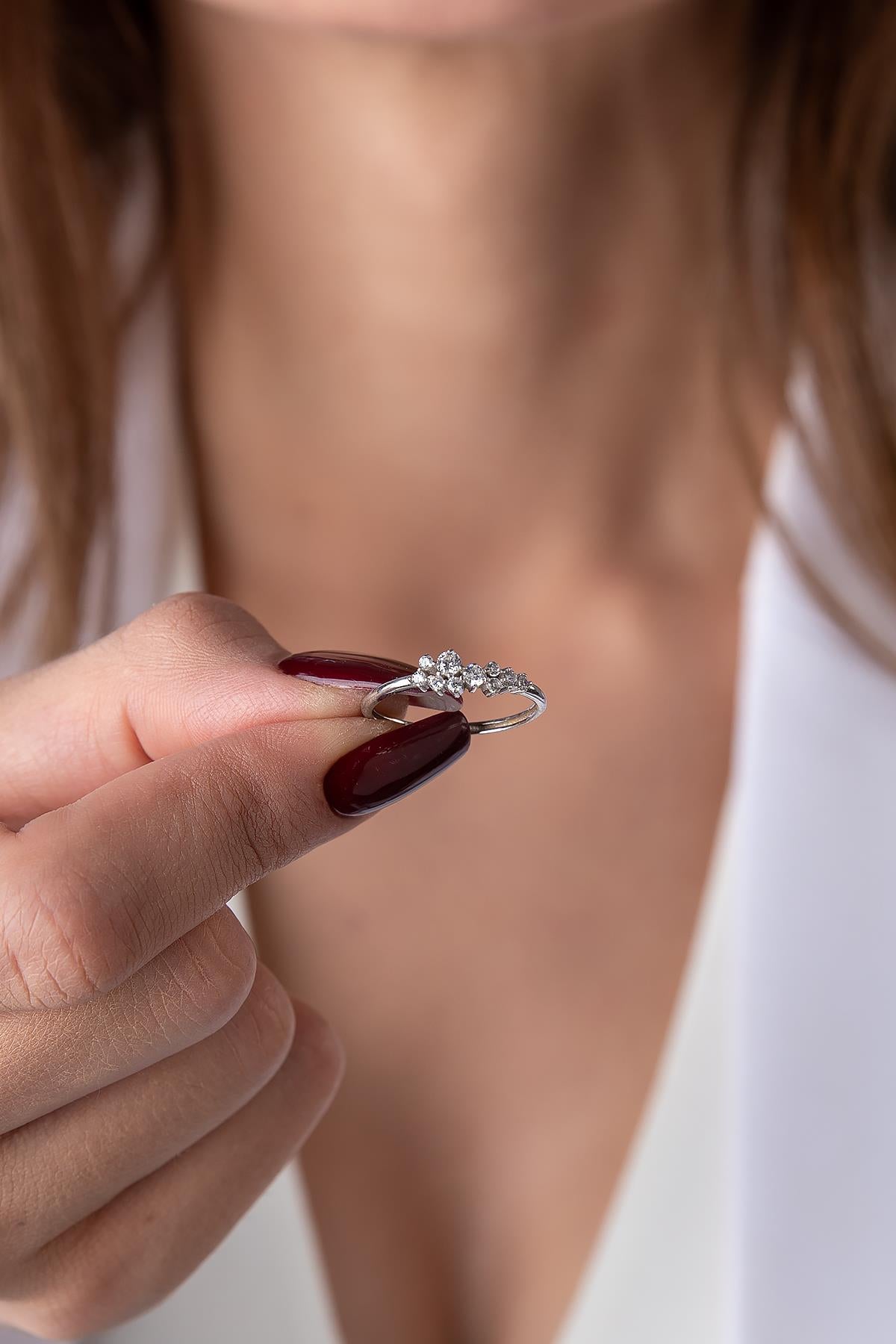 14K Gold Mini Stone Queen Ring