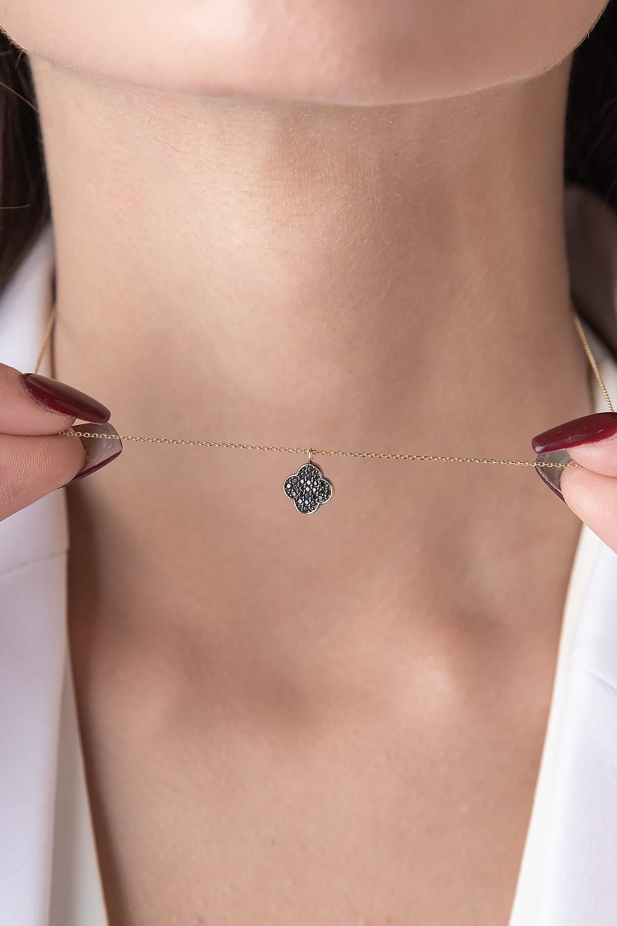 14K Gold Onyx Stone Clover Necklace
