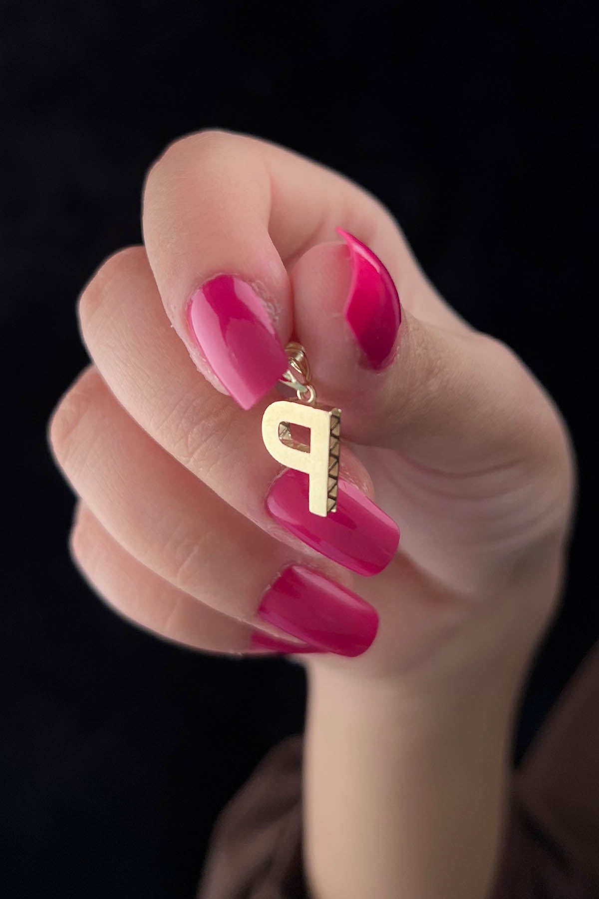 14K Gold P Letter Mini Shine Pendant
