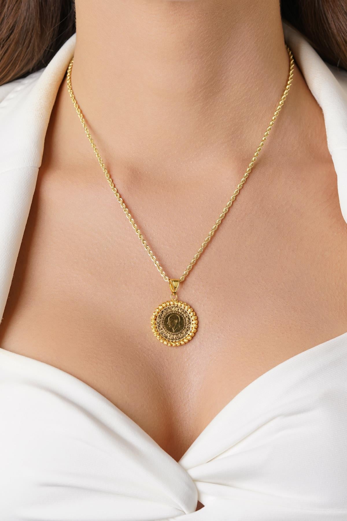 14K Gold Quarter Coin with Twisted Rope Chain Necklace