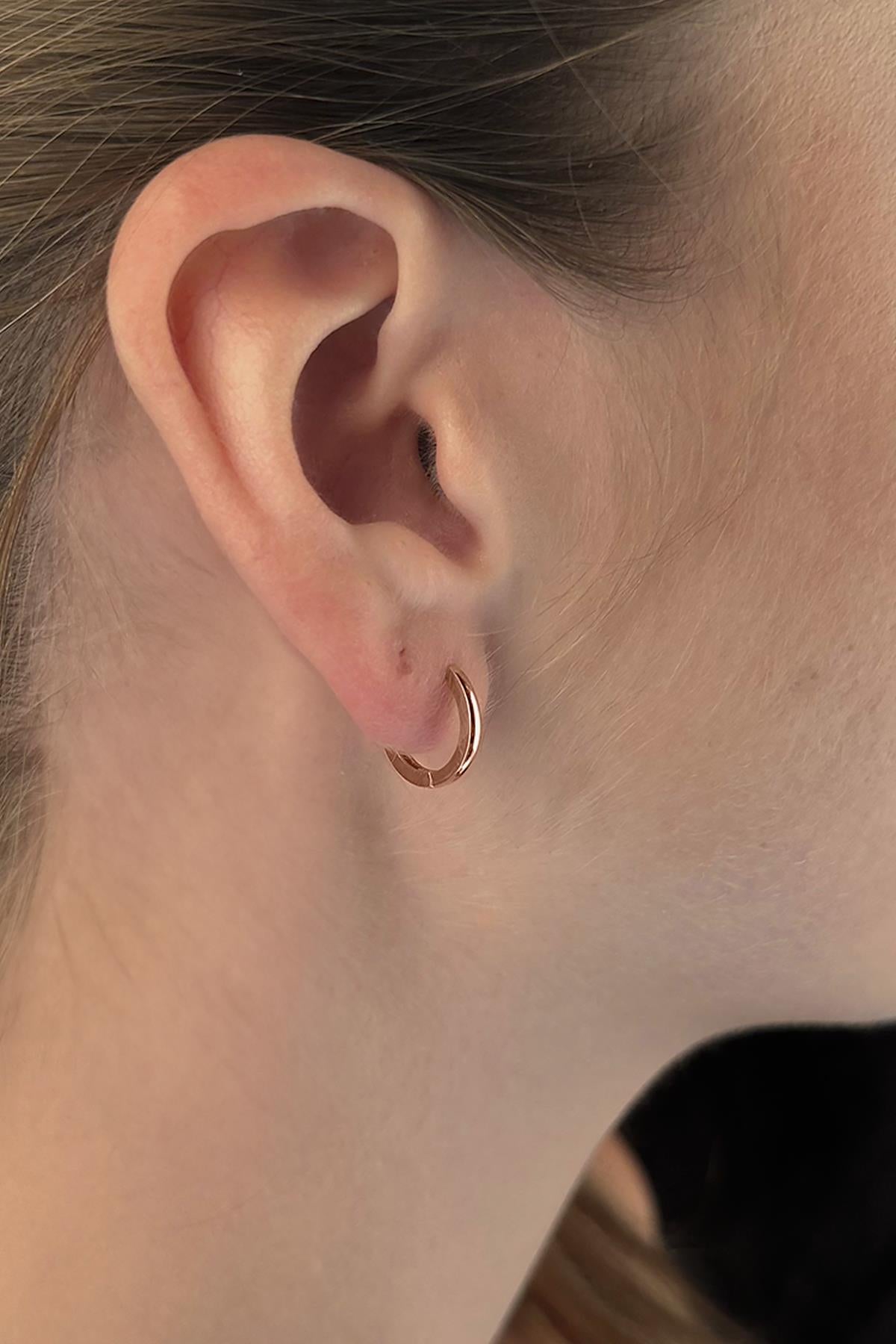 14K Gold Small Gold Faceted Huggie Earrings