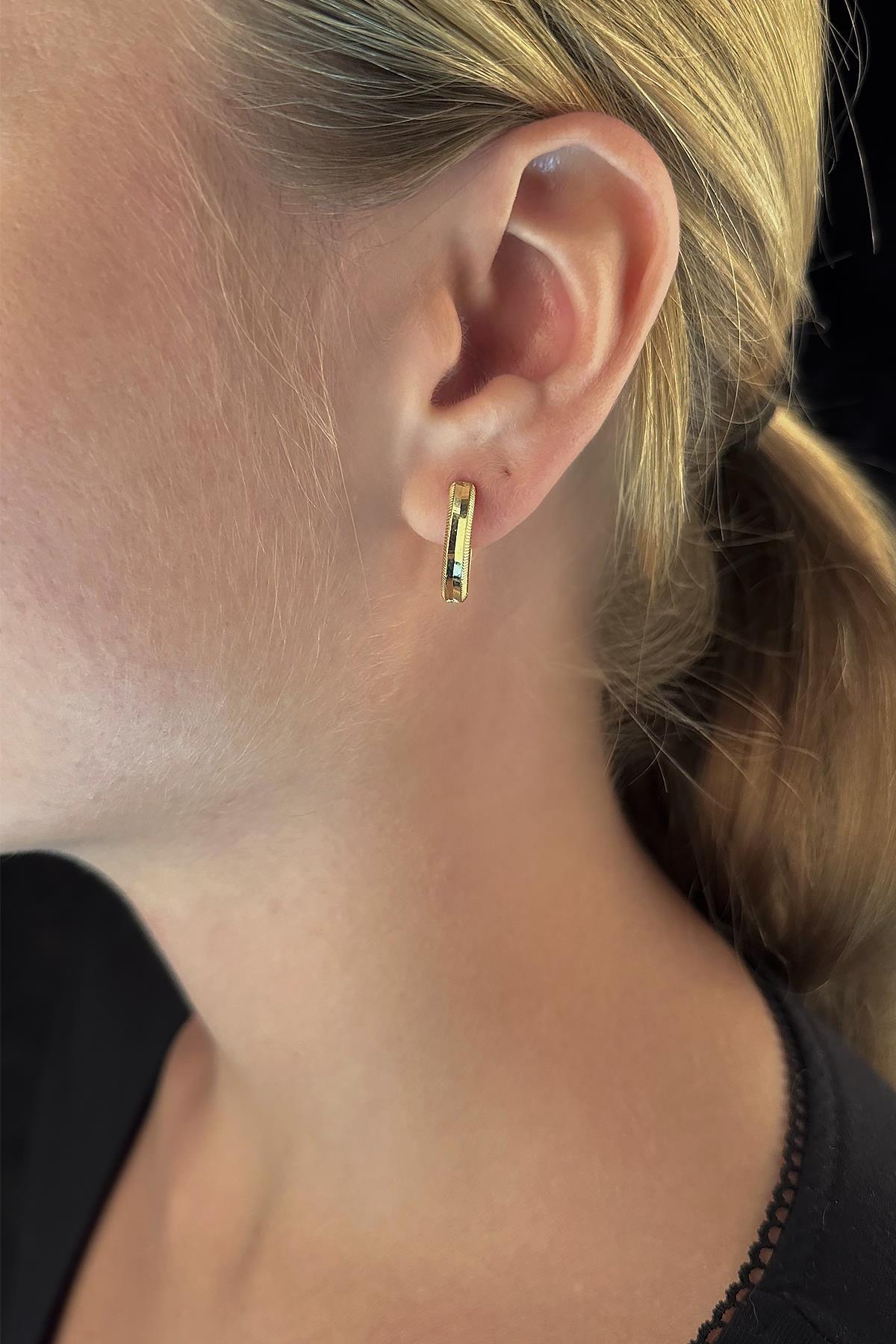 14k Gold Sparkly Hoop Earrings 4