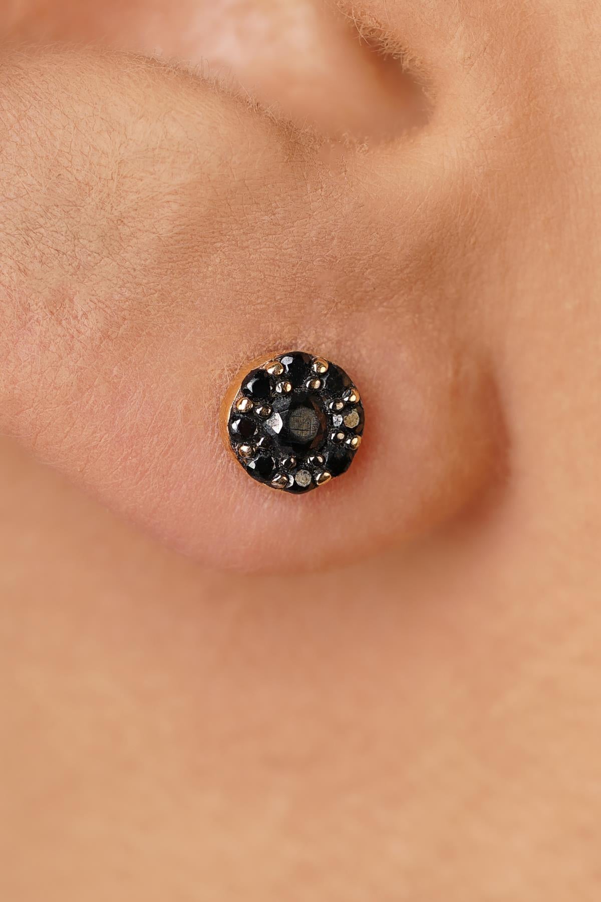 14ct Gold Daisy Earrings with Black Onyx
