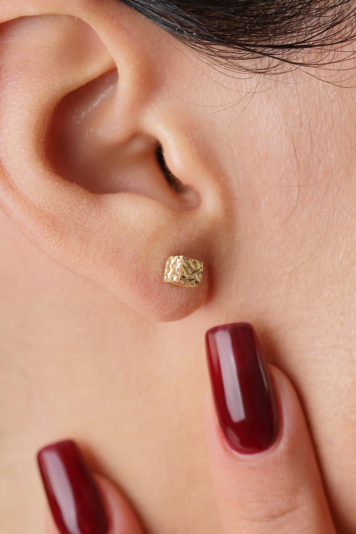 14ct Gold Diamond-Cut Box Stud Earrings