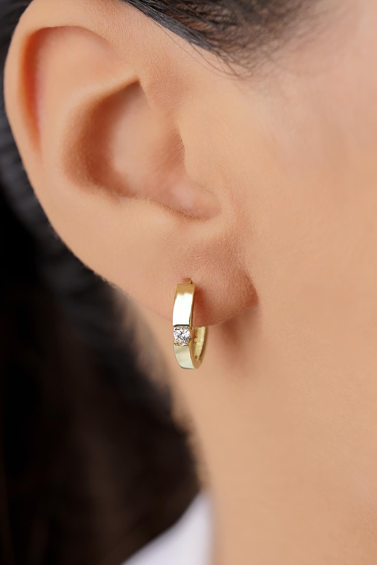 14ct Gold Hoop Earrings with Solitaire Detail