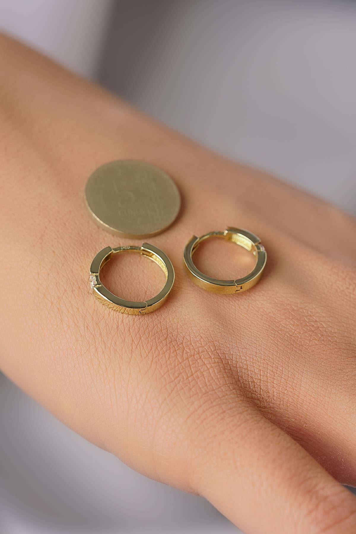 14ct Gold Hoop Earrings with Solitaire Detail