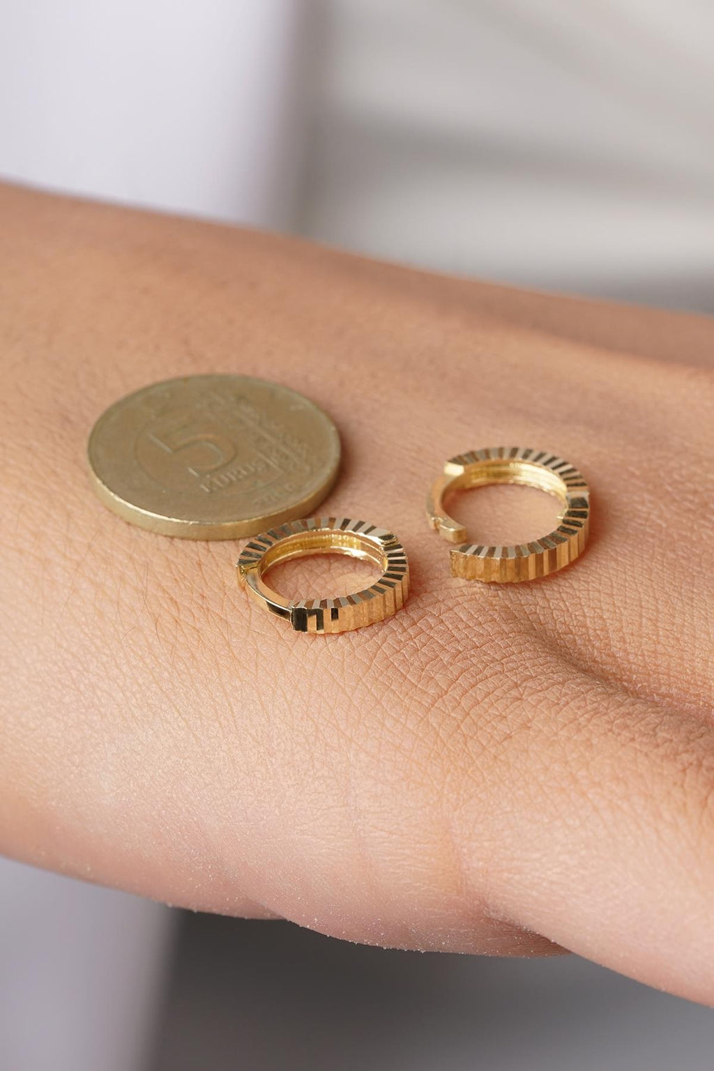 14ct Gold Small Textured Hoop Earrings