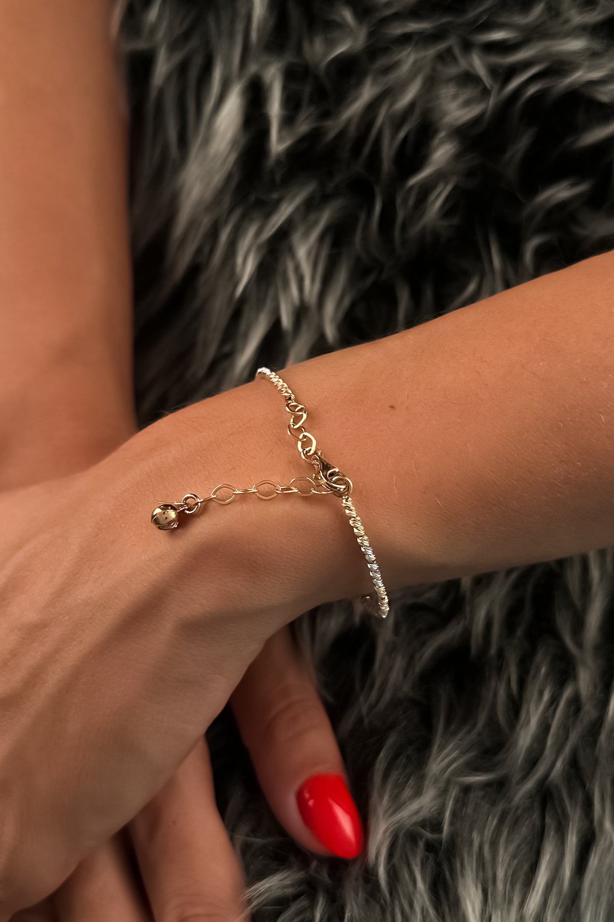 14ct Gold 1 Row Mixed Color Dorica Cuff Bracelet