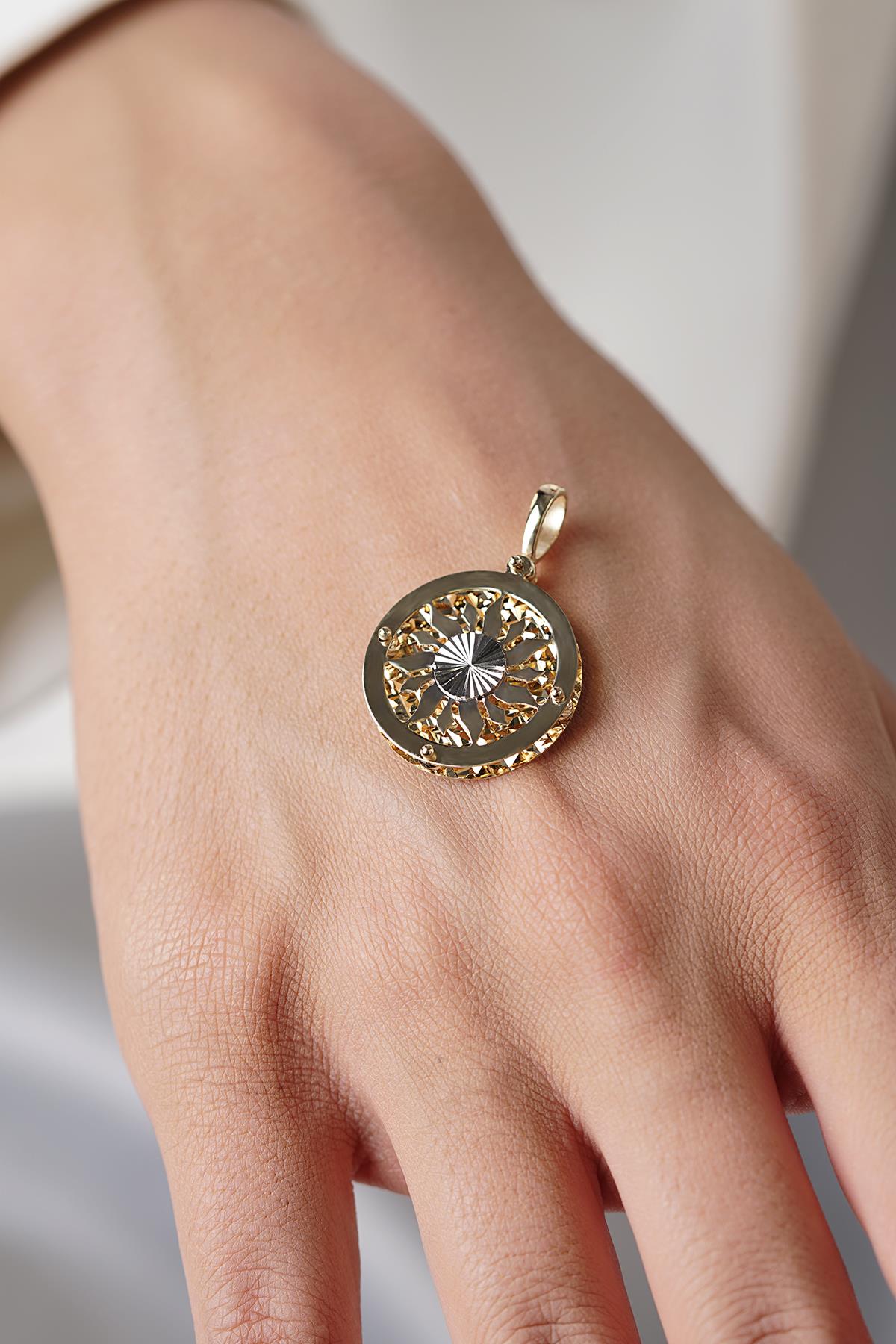 14ct Gold 3D Sun Pendant