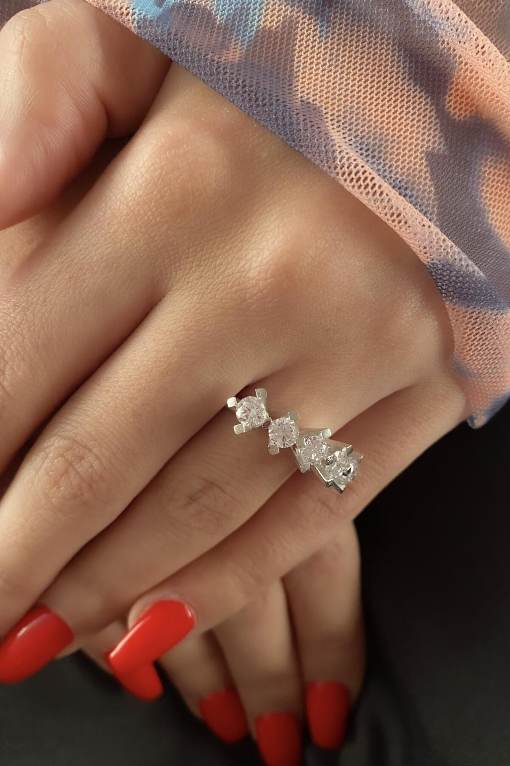 14ct Gold 5 Stone Ring 10