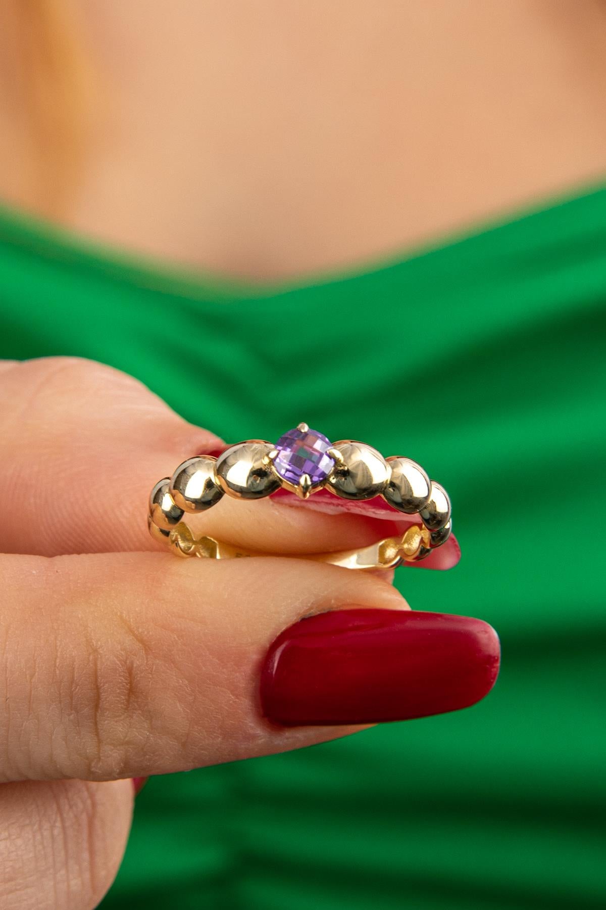 14K Gold Amethyst Stone Domed Ring