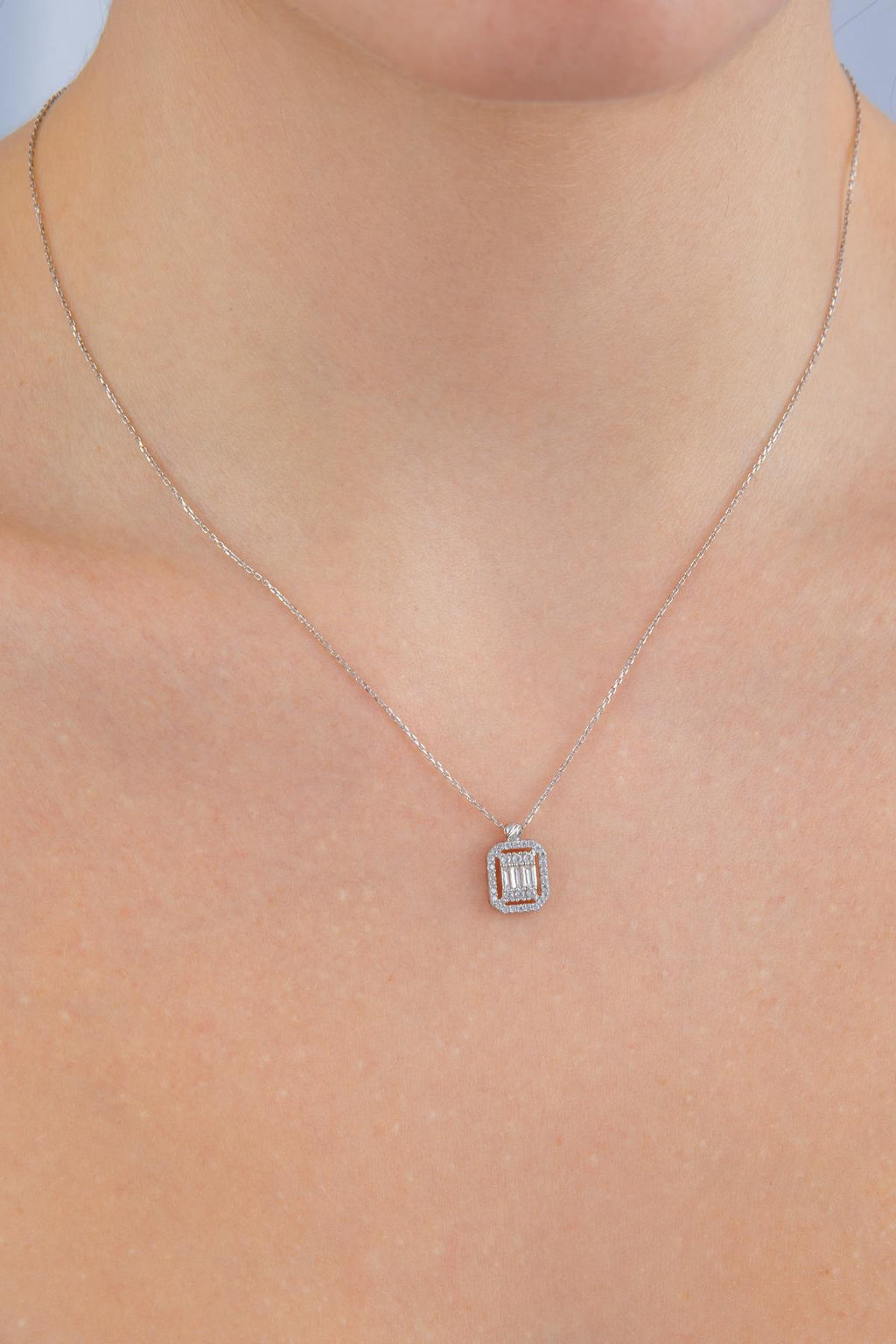 14ct Gold Baguette Necklace