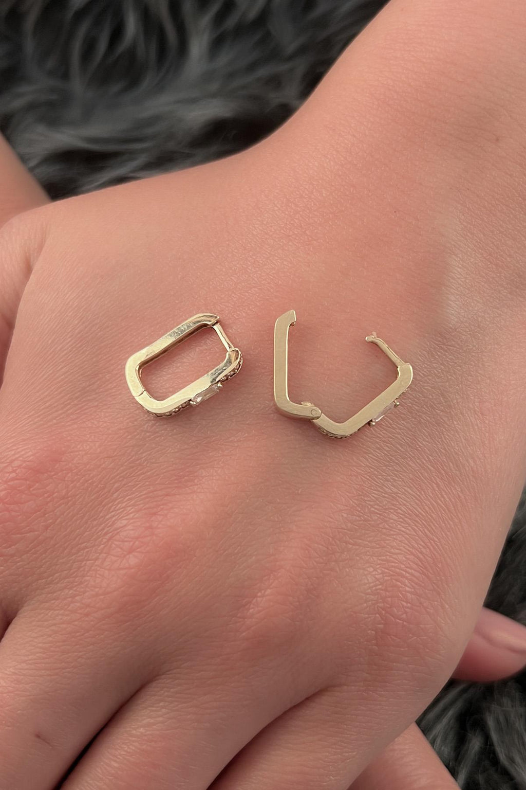 14ct Gold Baguette Stone Rectangle Earrings