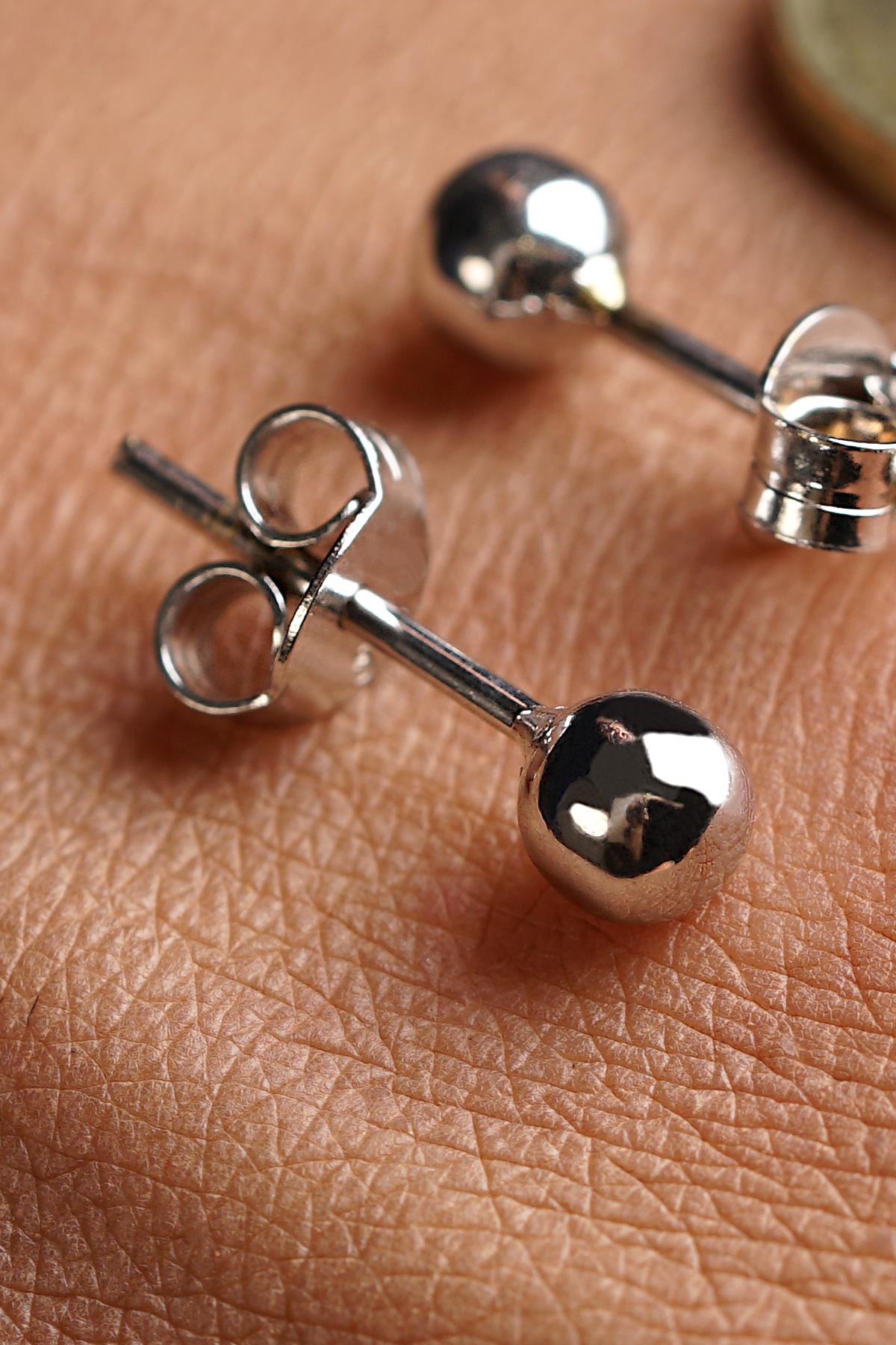 14ct Gold Ball Stud Earrings    0.149 inch