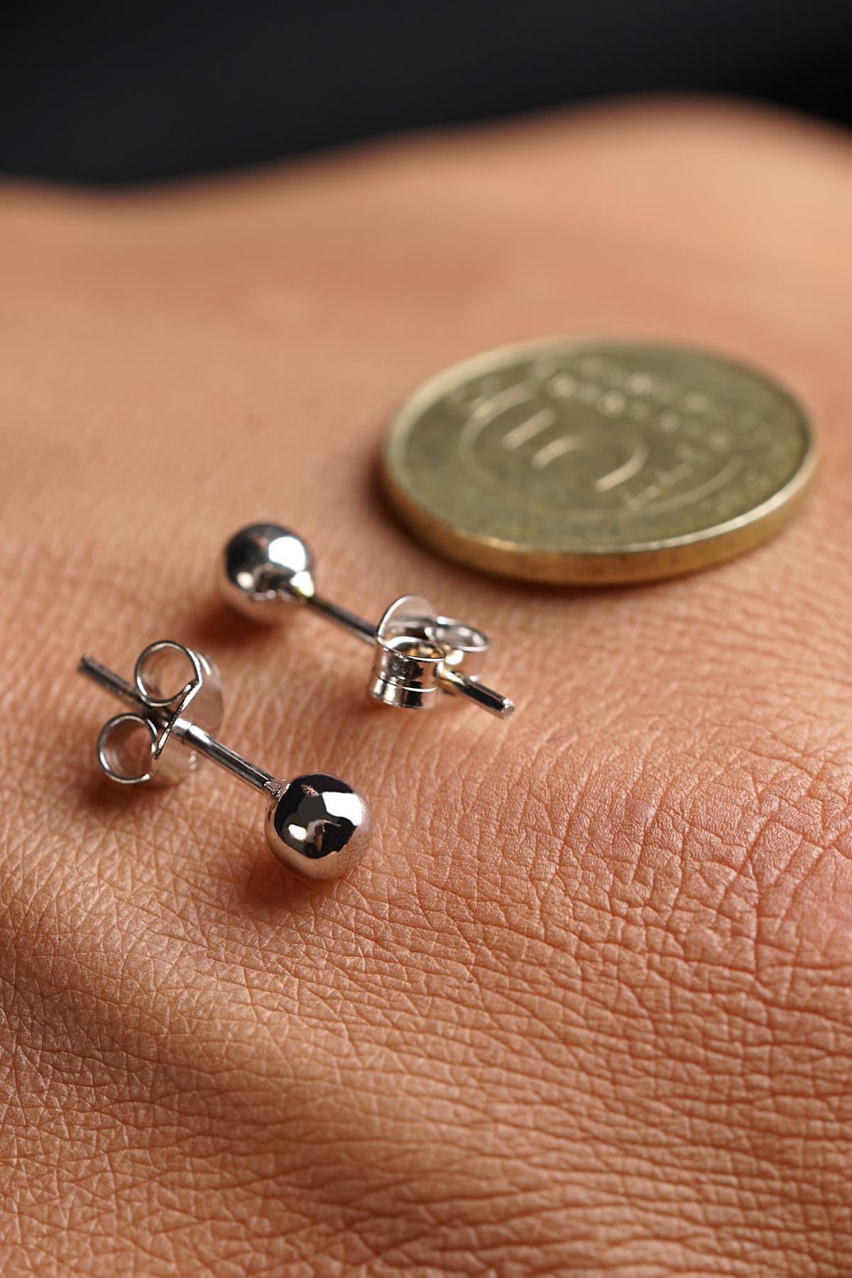 14ct Gold Ball Stud Earrings    0.149 inch