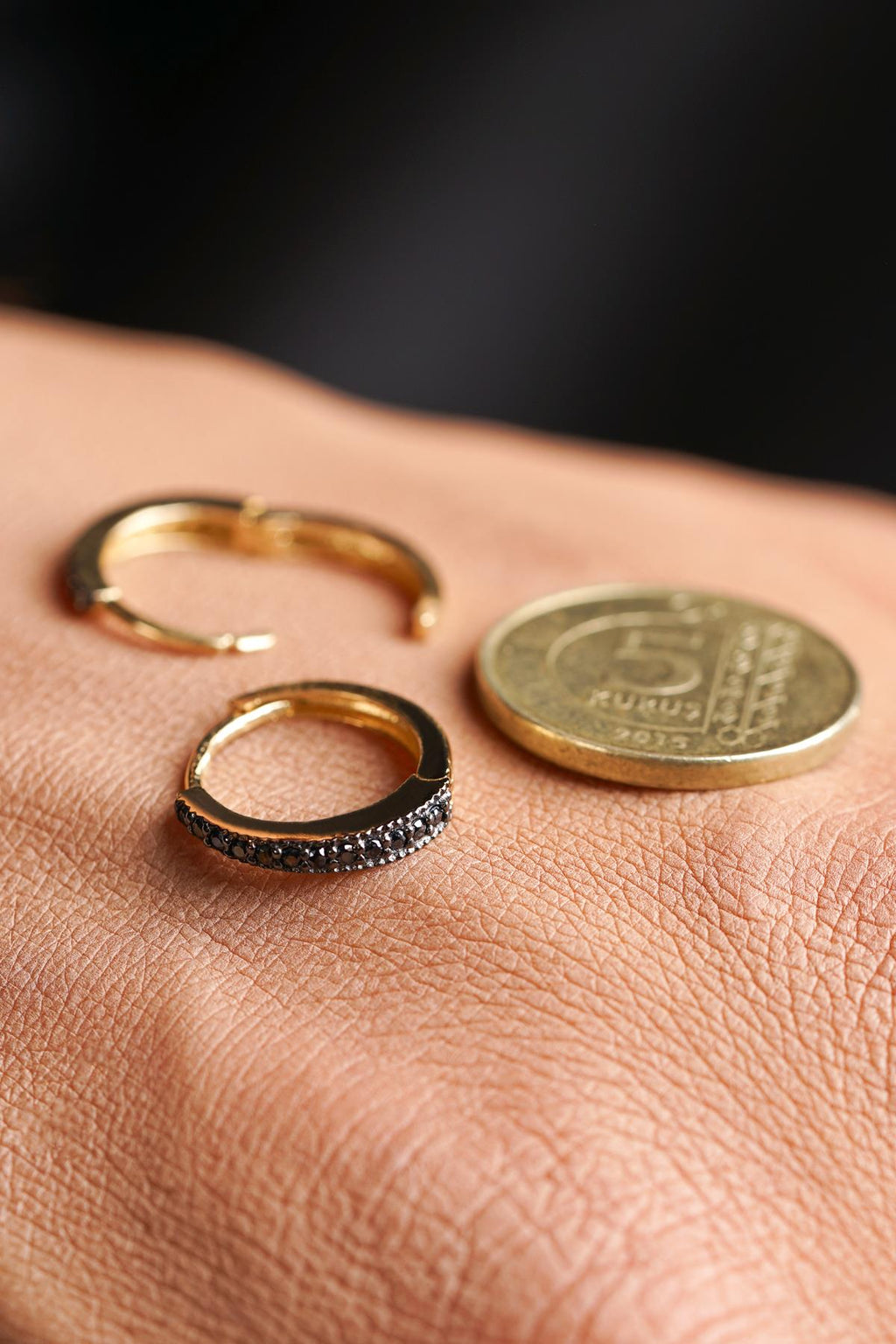 14ct Gold Black Stone Huggie Hoop Earrings