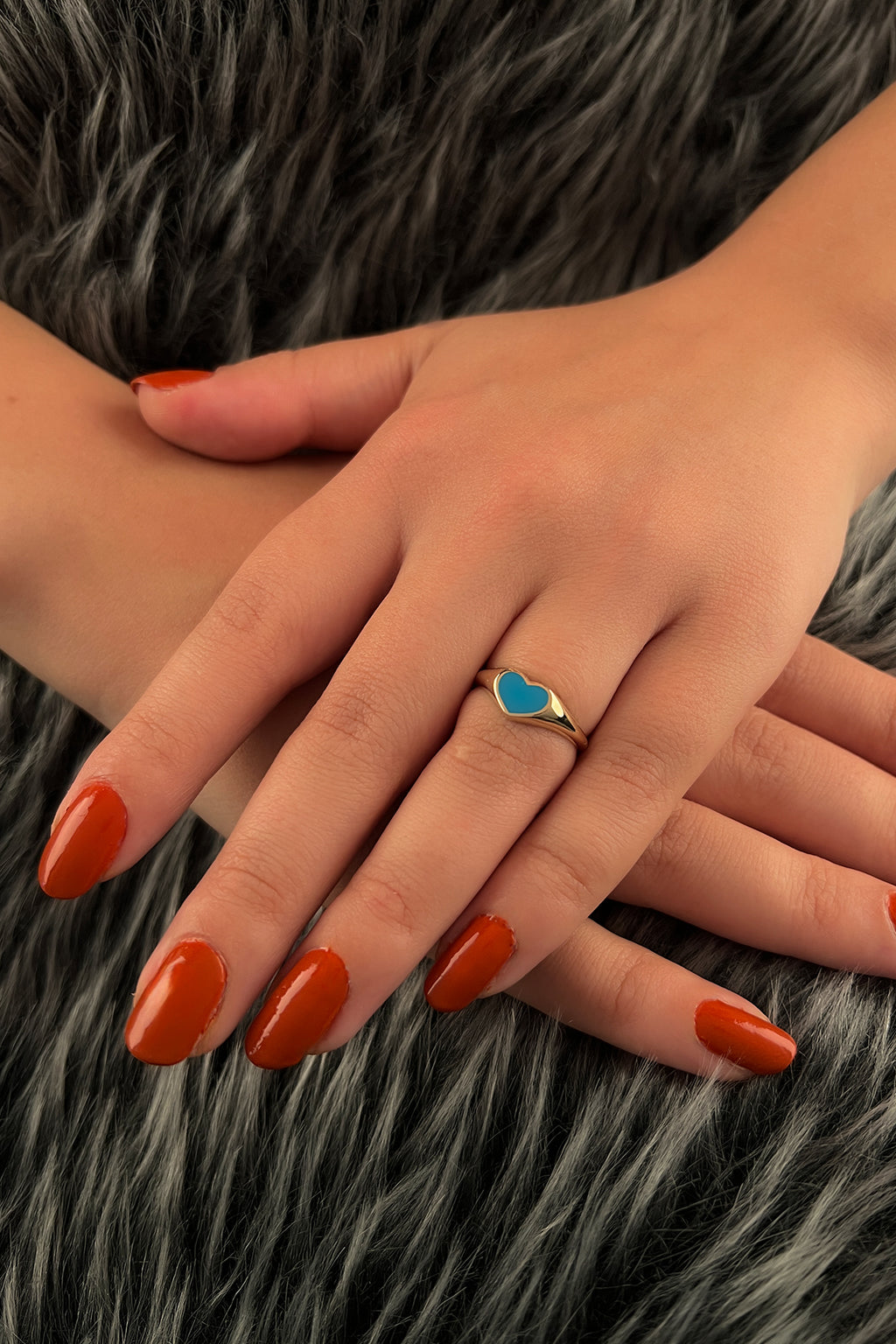 14ct Gold Blue Enamel Heart Shaped Ring