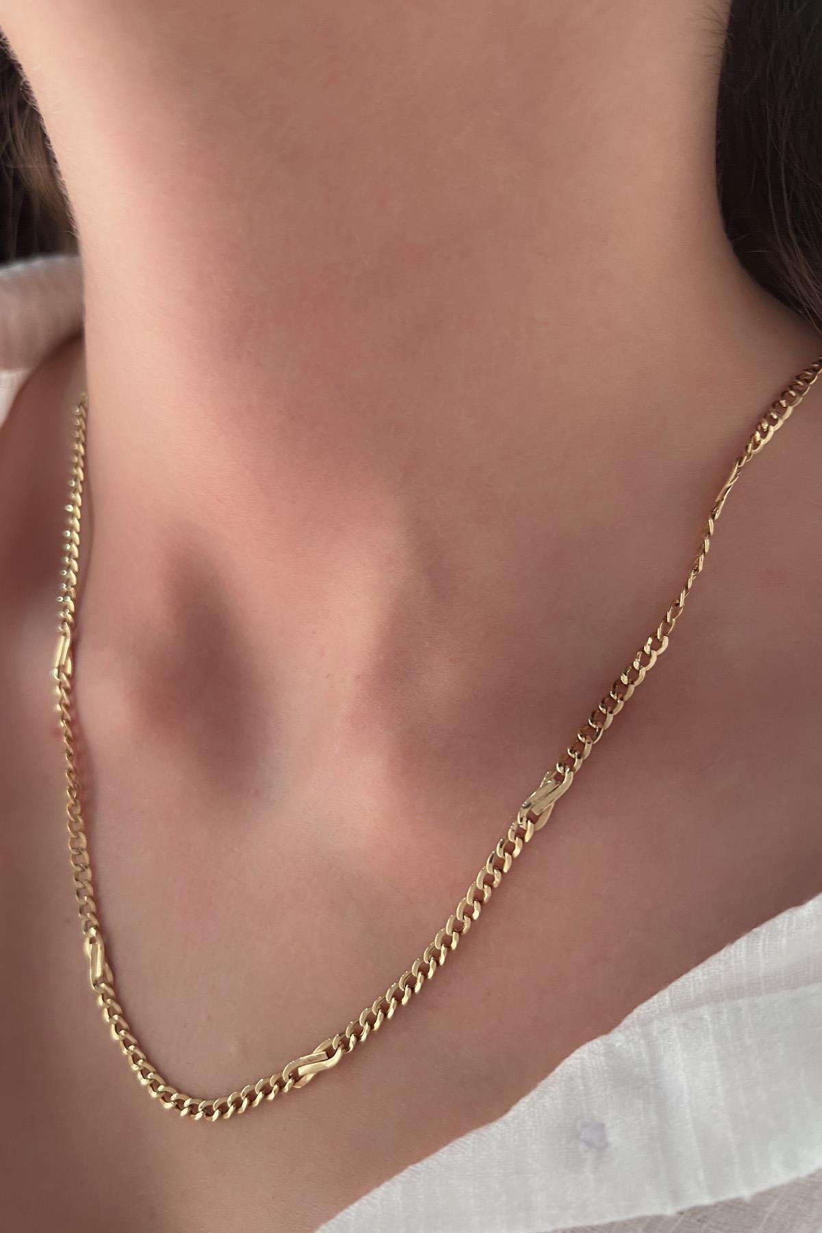 14ct Gold Bow Tie Cuban Link Chain  0.118 inch