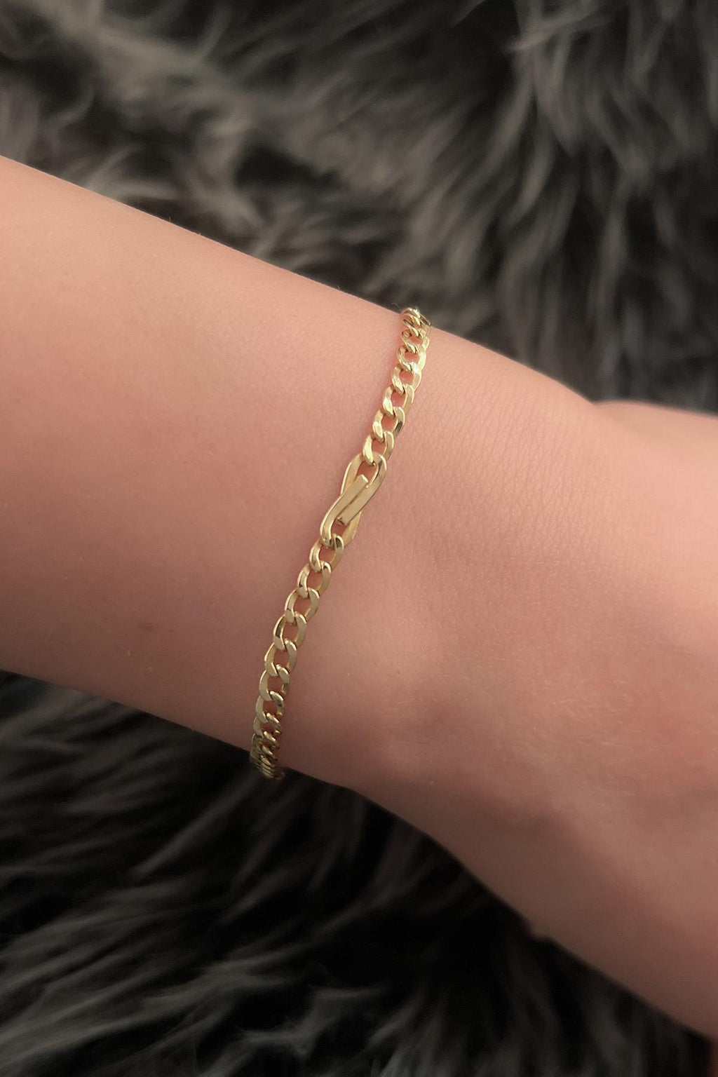 14ct Gold Bow Tie Cuban Link Chain Bracelet