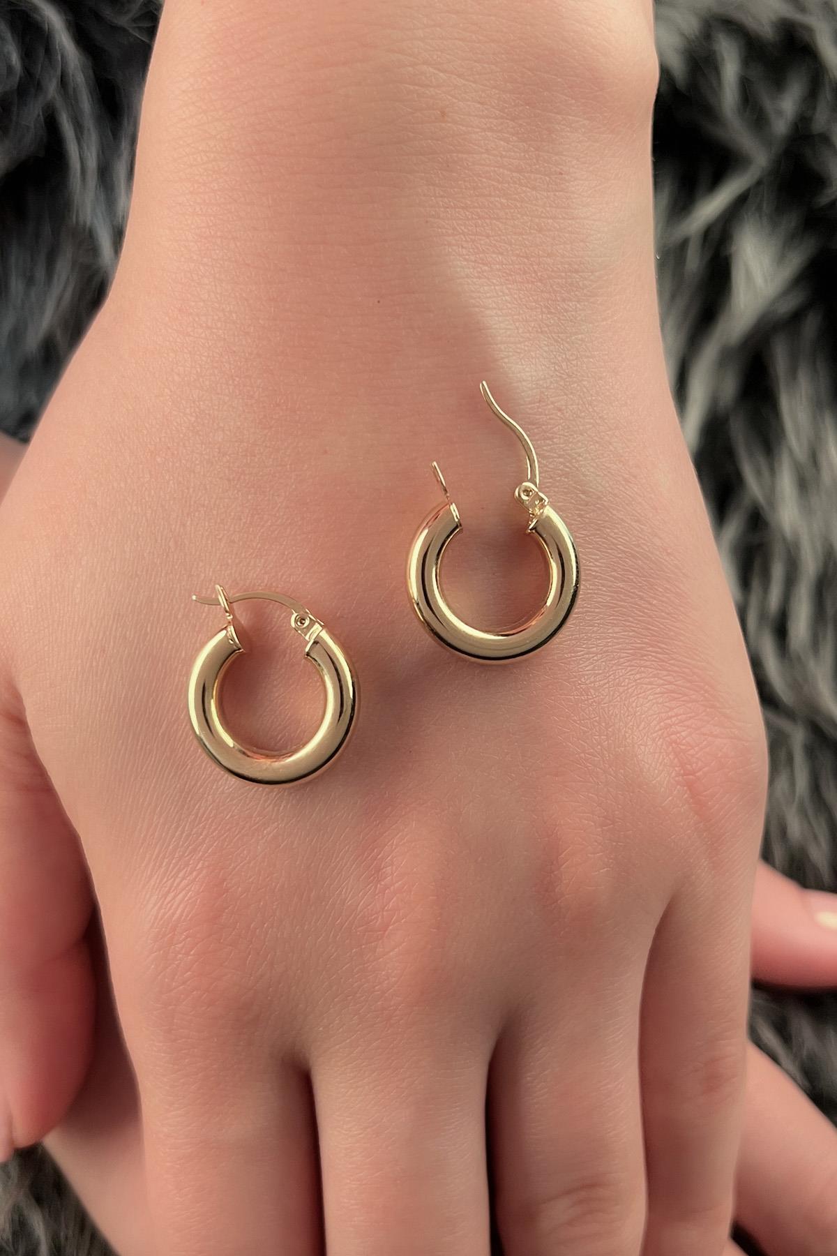 14ct Gold Chunky Tube Earrings 2