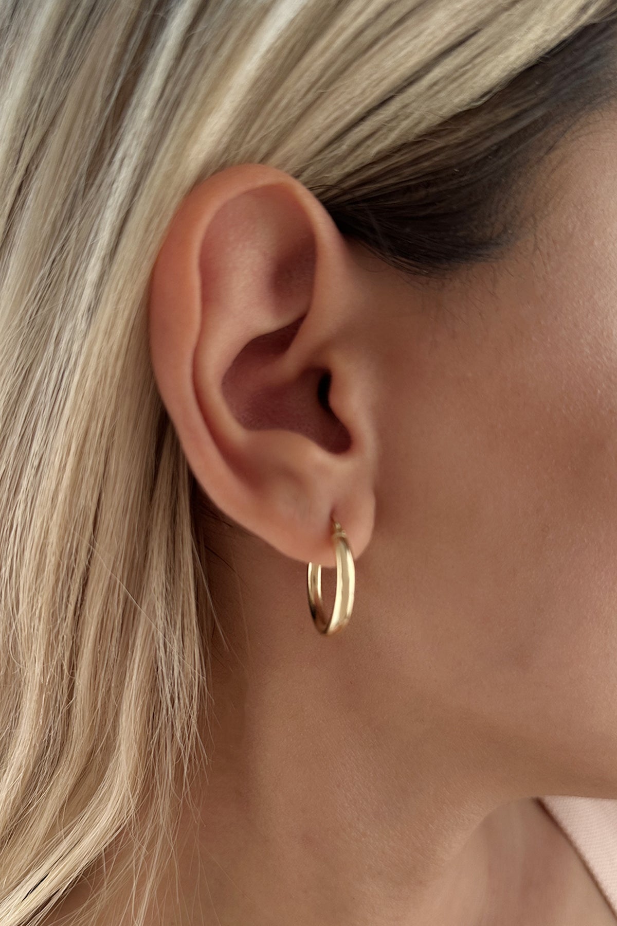 14K Gold Chunky Tube Earrings 6