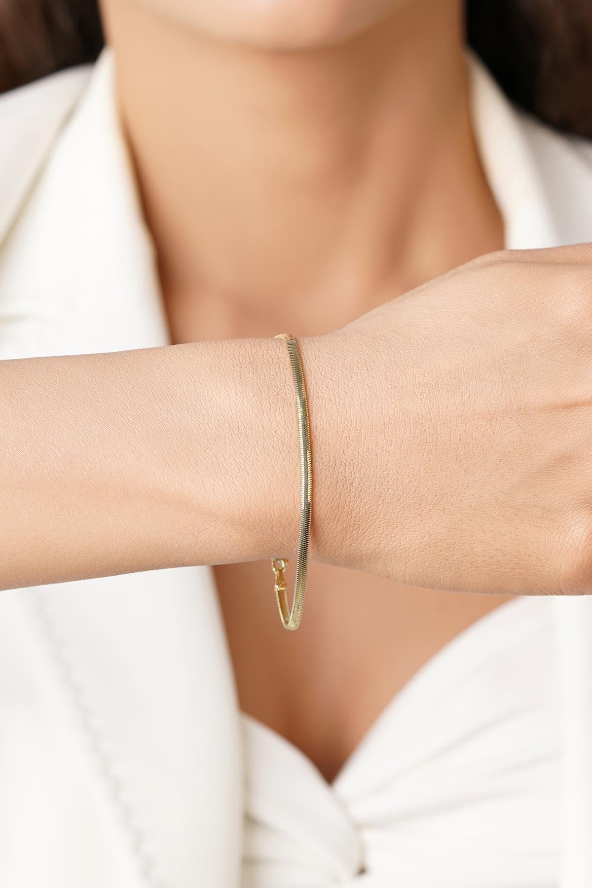 14ct Gold Classic Snake Bracelet 2