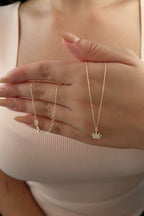 14ct Gold Crown Shape Necklace