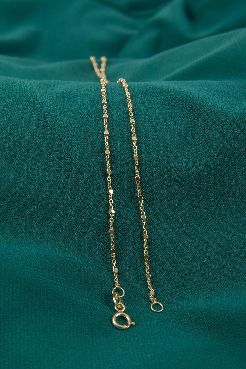 14ct Gold  Cube Hand Chain