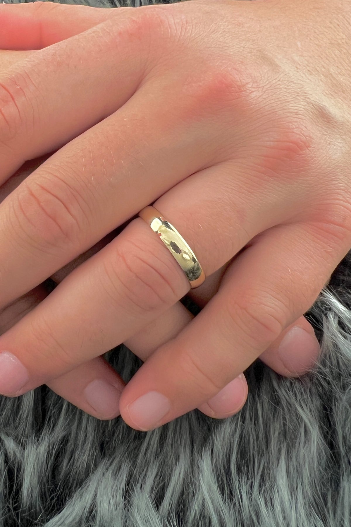 14K Gold D Shape Man Wedding Ring  0.157 inch