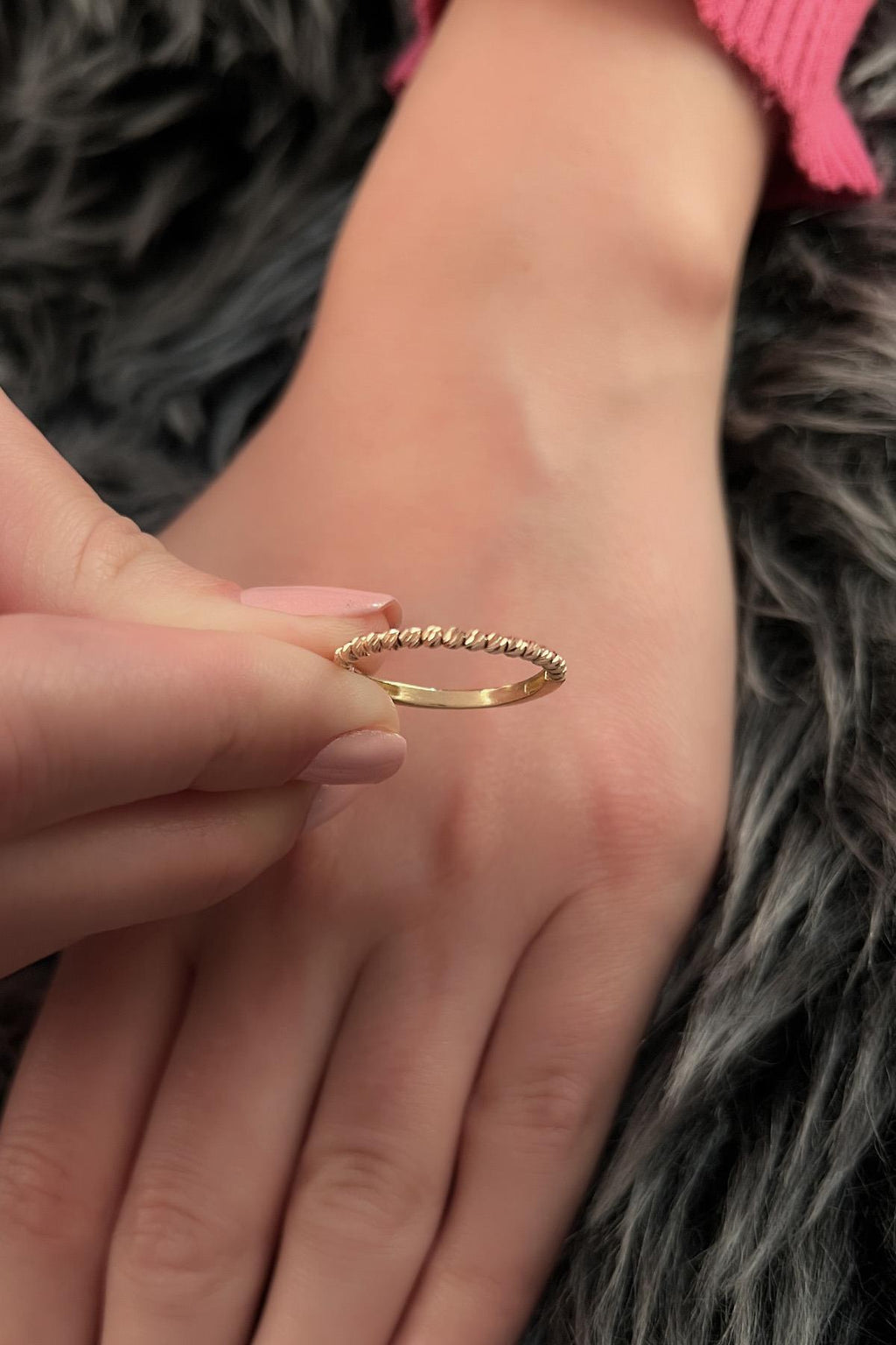 14ct Gold Diamon Ball Single Row Ring