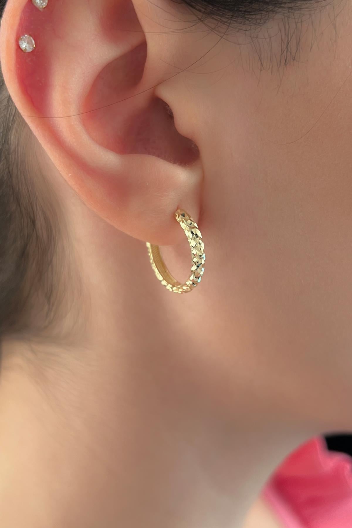 14ct Gold Diamond Cut Huggie Earrings 5