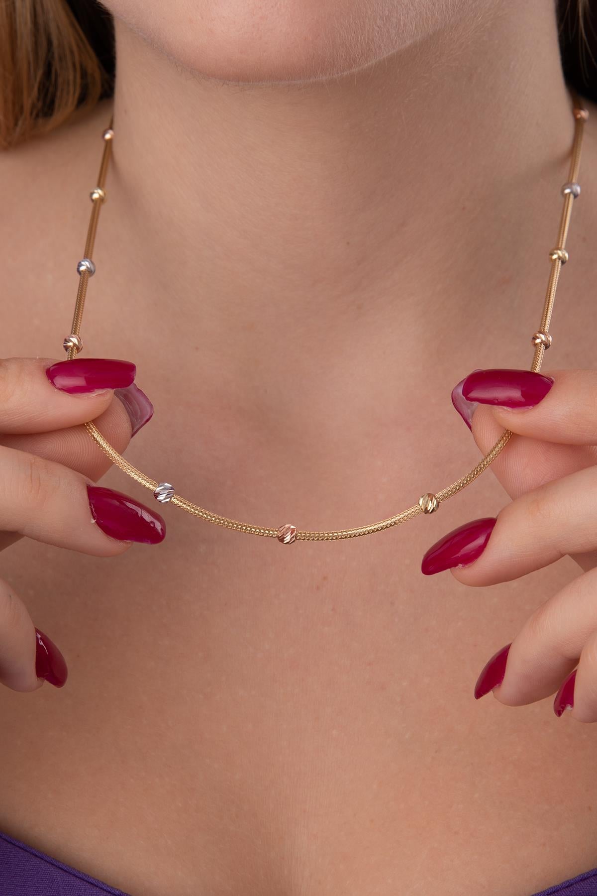 14K Gold Dorica Chain Necklace
