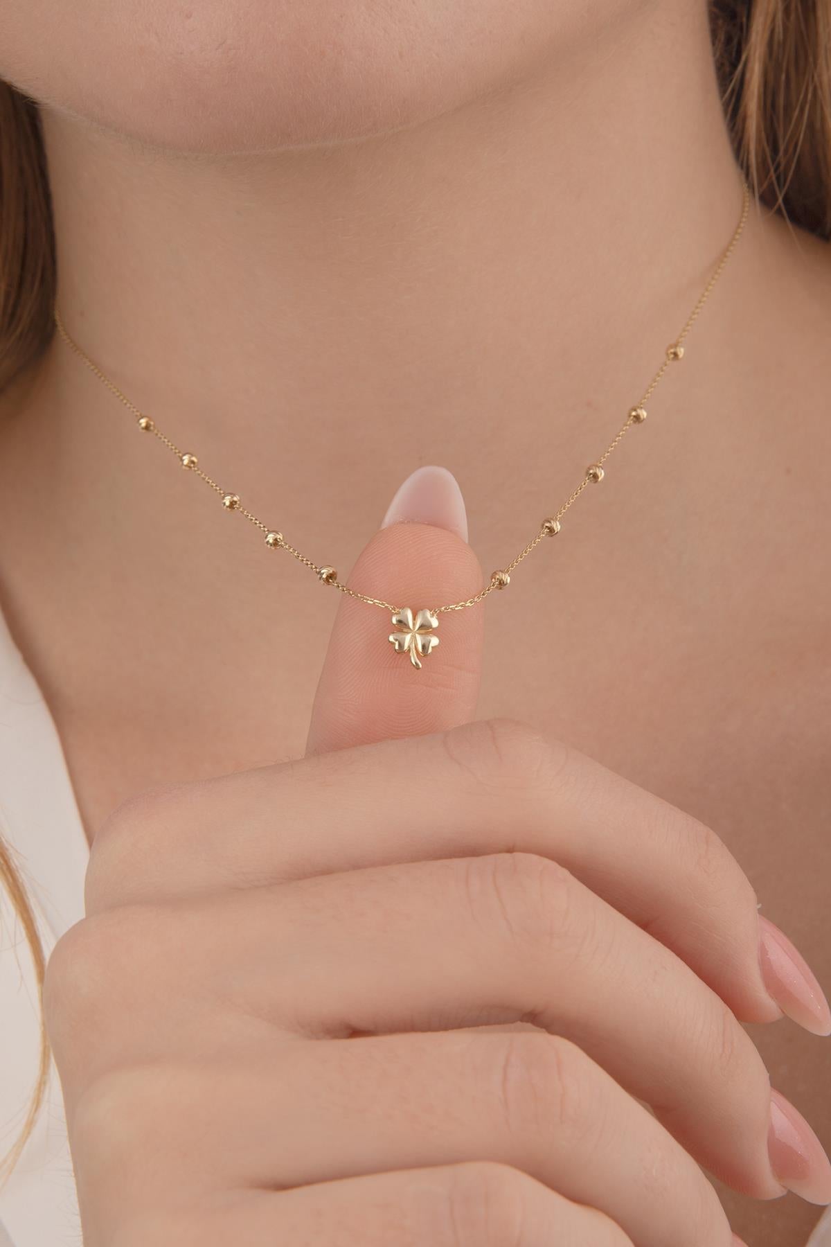 14ct Gold Dorica Clover Necklace