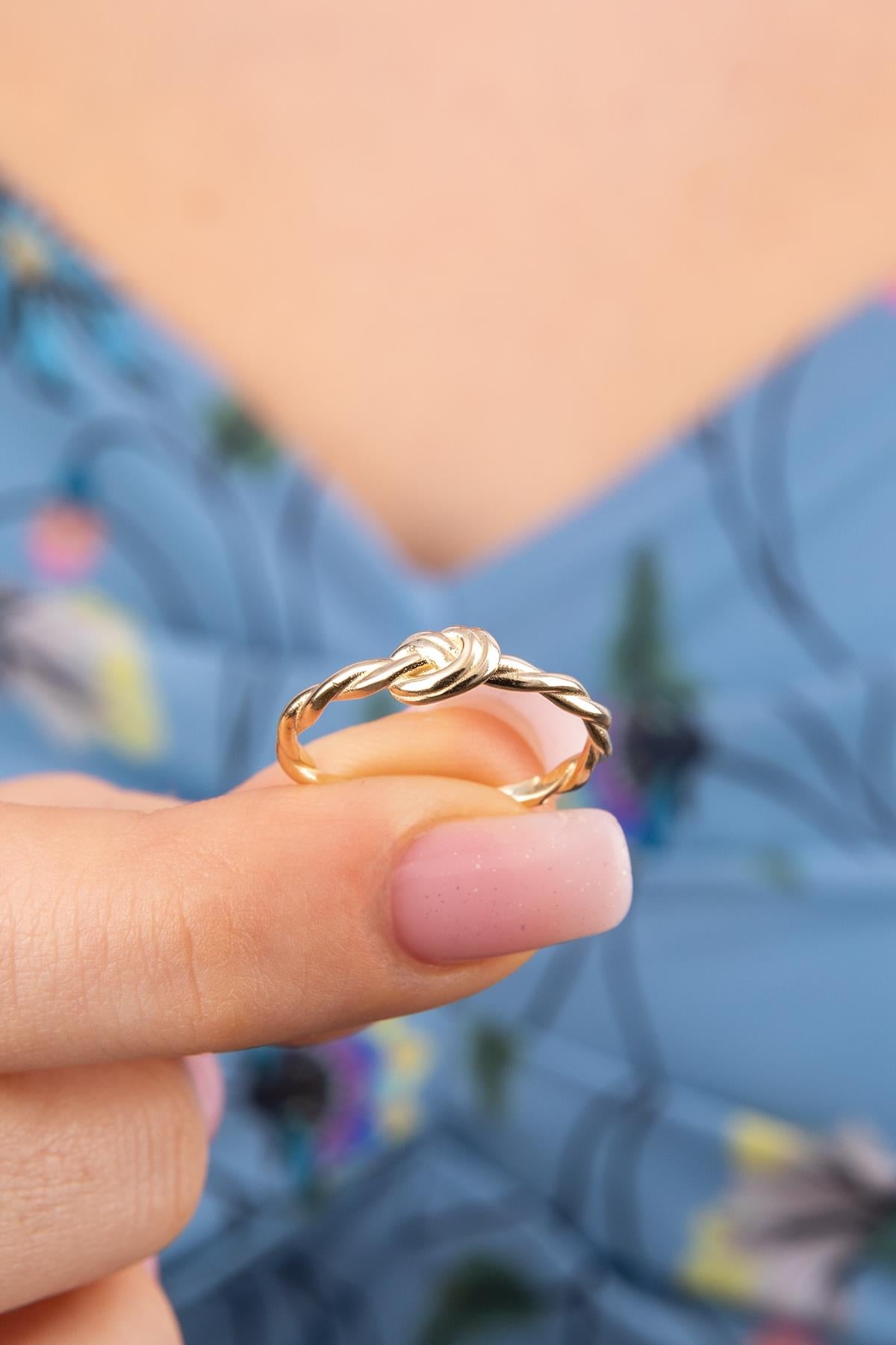 14ct Gold Double Knot Ring