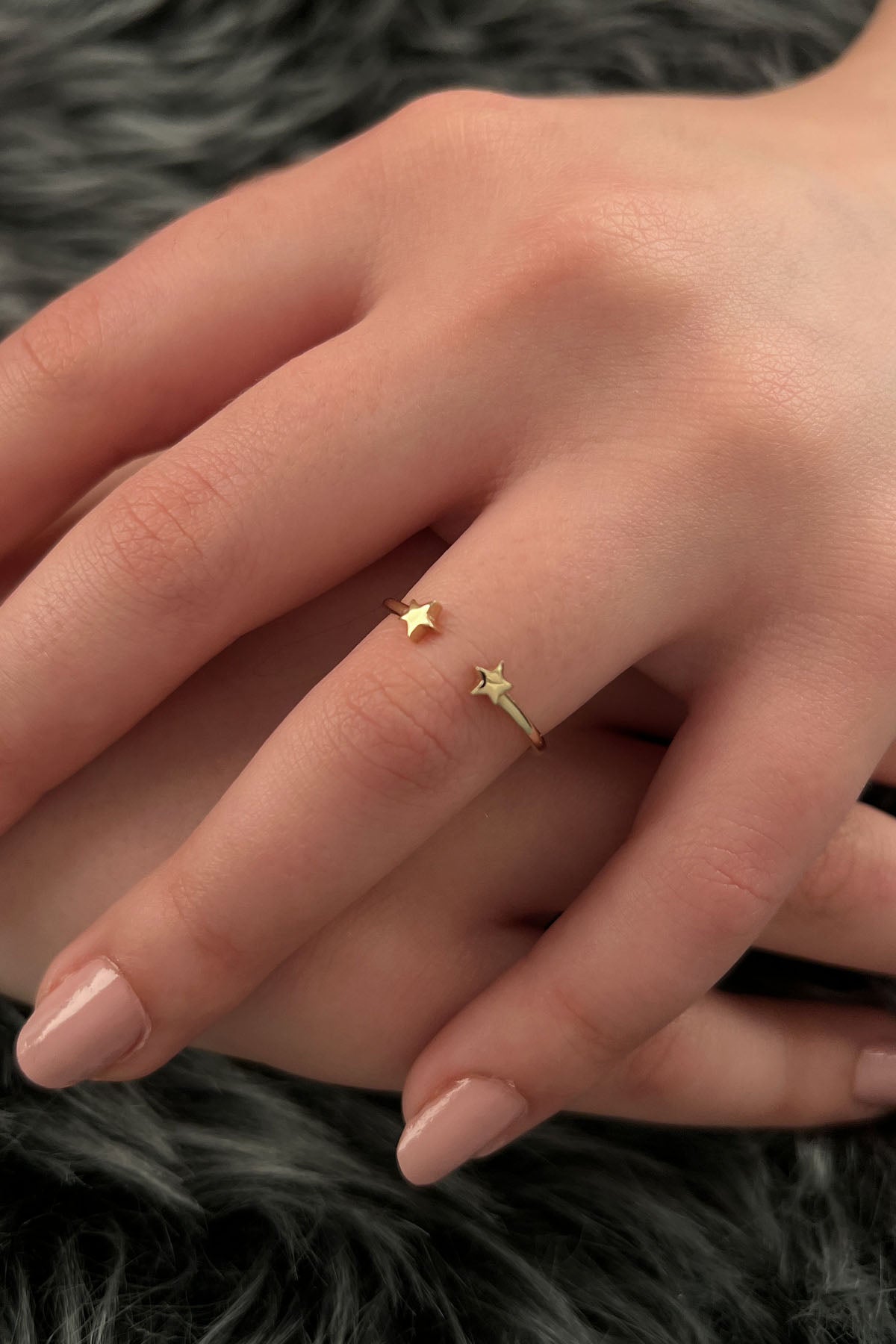 14K Gold Double Star Shaped Ring
